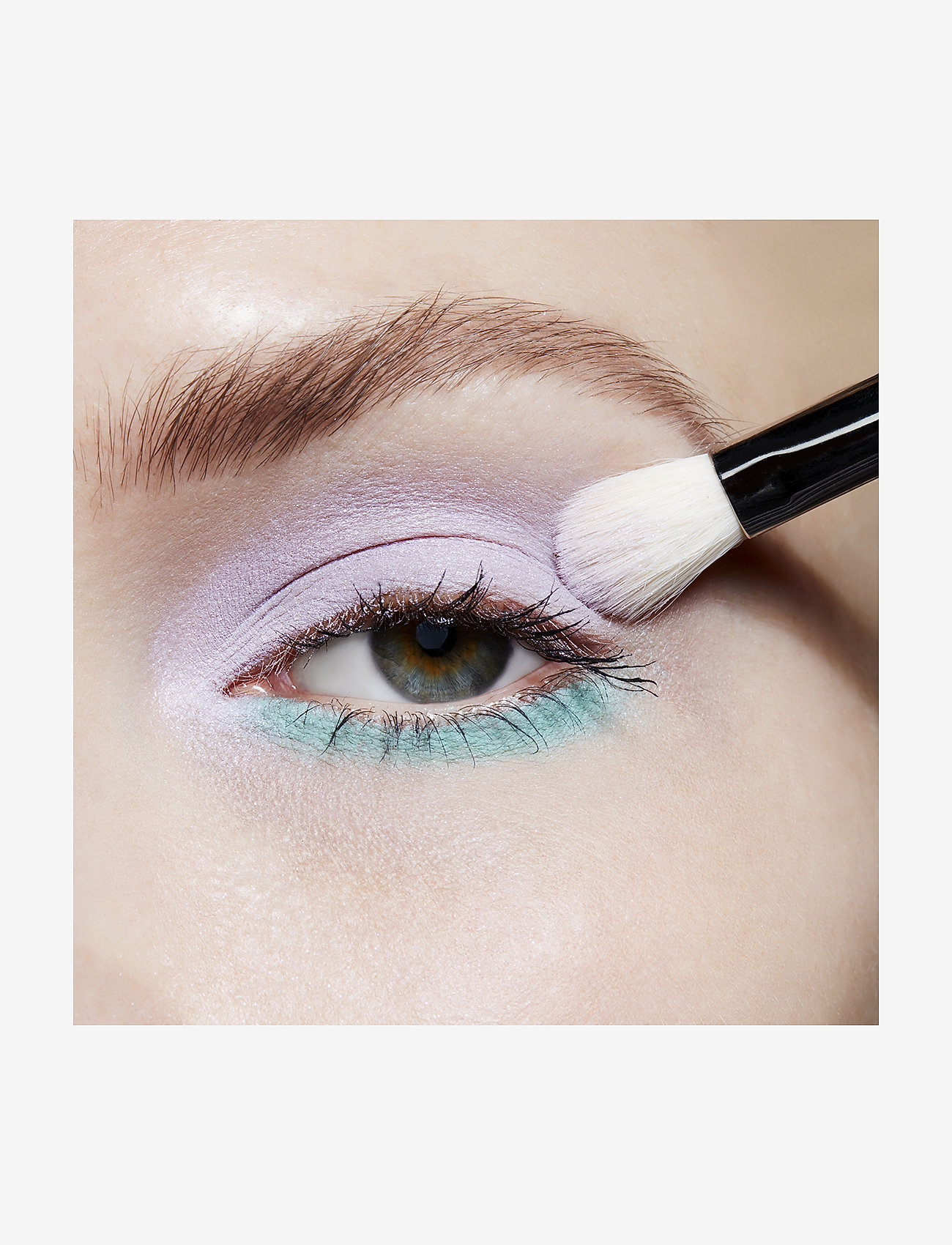 MAC - Frost  Single Eye Shadow - smink - #humblebrag - 5