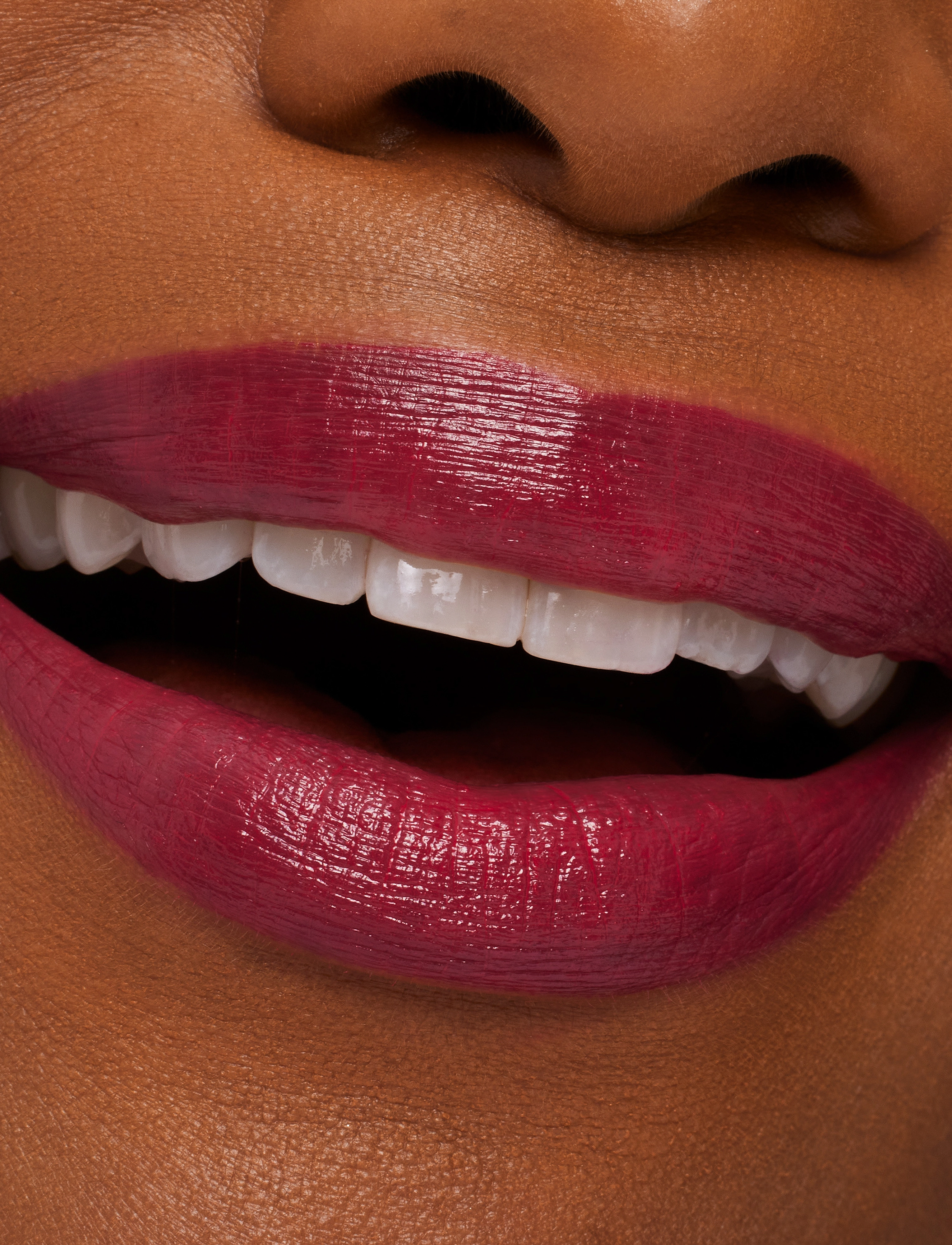MAC - Macximal Sleek Satin Lipstick - redo för date night - maraschino, much? - 5