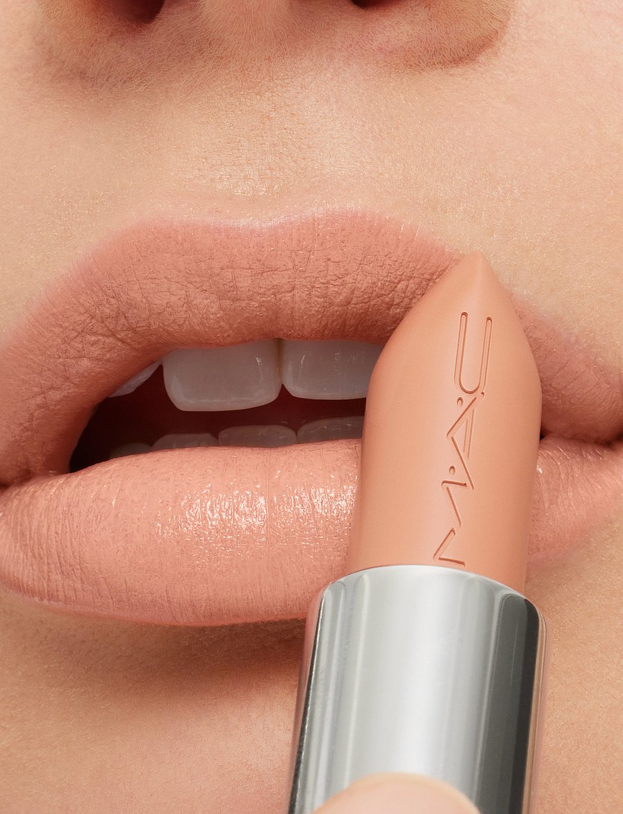MAC - Macximal Sleek Satin Lipstick - konfirmation - crÈme d'nude - 0