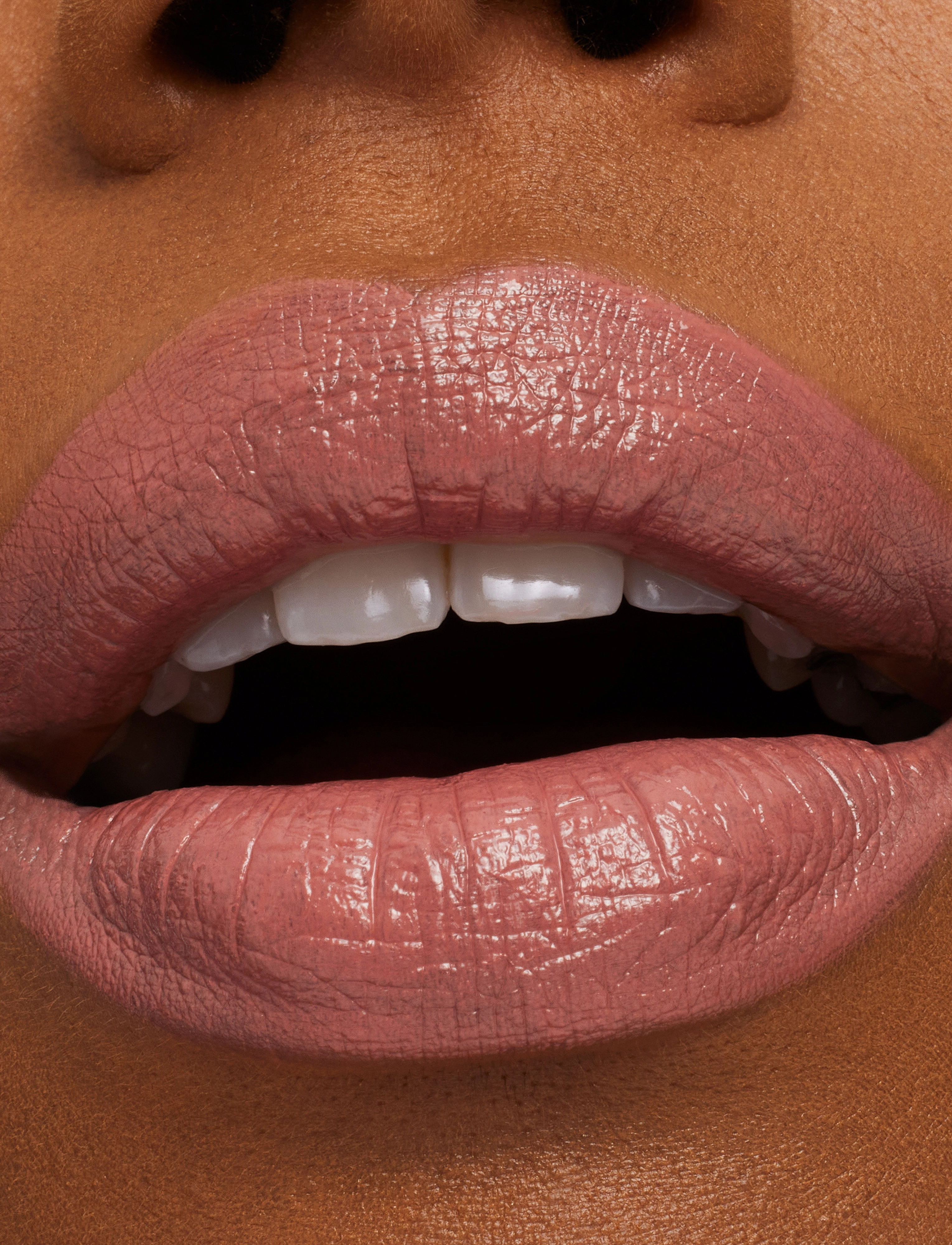 MAC - Macximal Sleek Satin Lipstick - redo för date night - modesty - 5