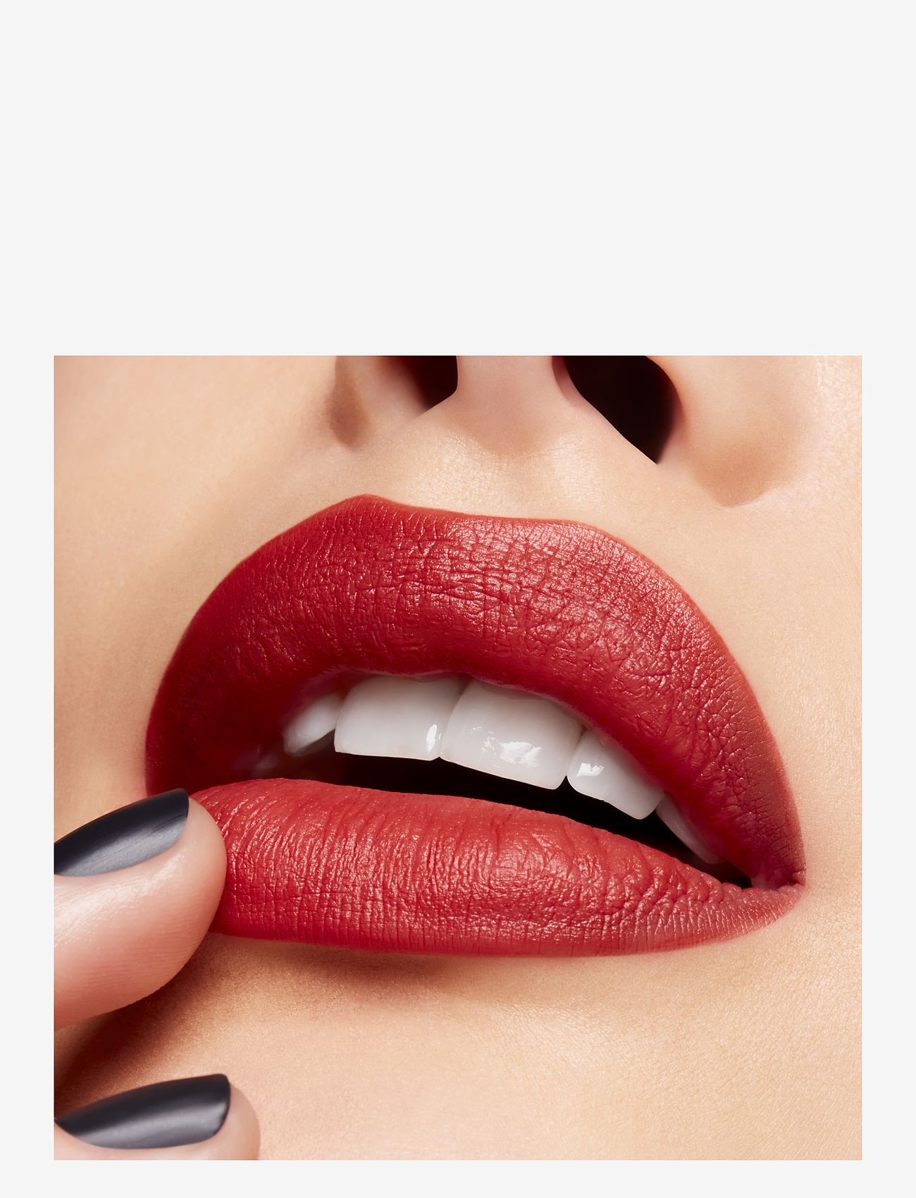 MAC - Powder Kiss Velvet Blur Slim Stick - makeup - devoted to chili - 1