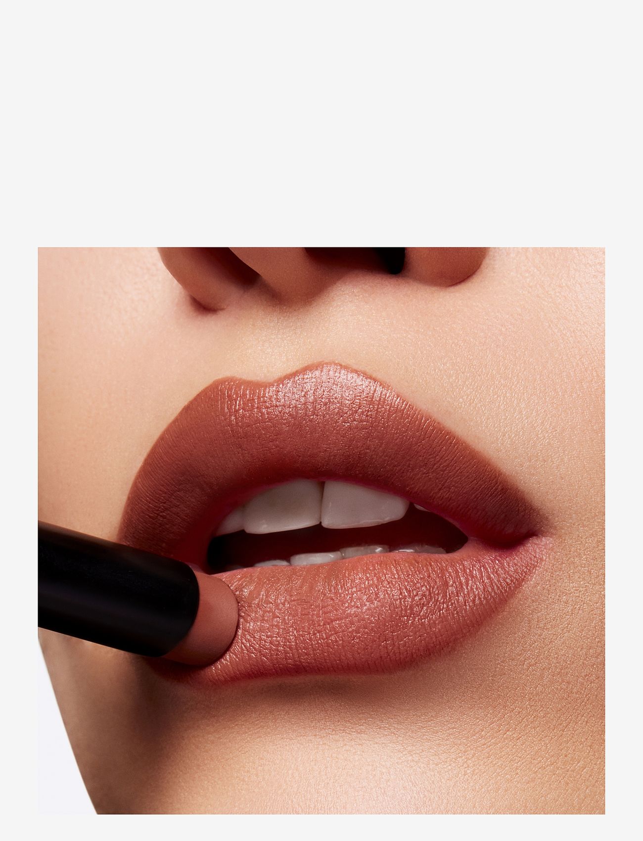 MAC - Powder Kiss Velvet Blur Slim Stick - makeup - spice world - 1