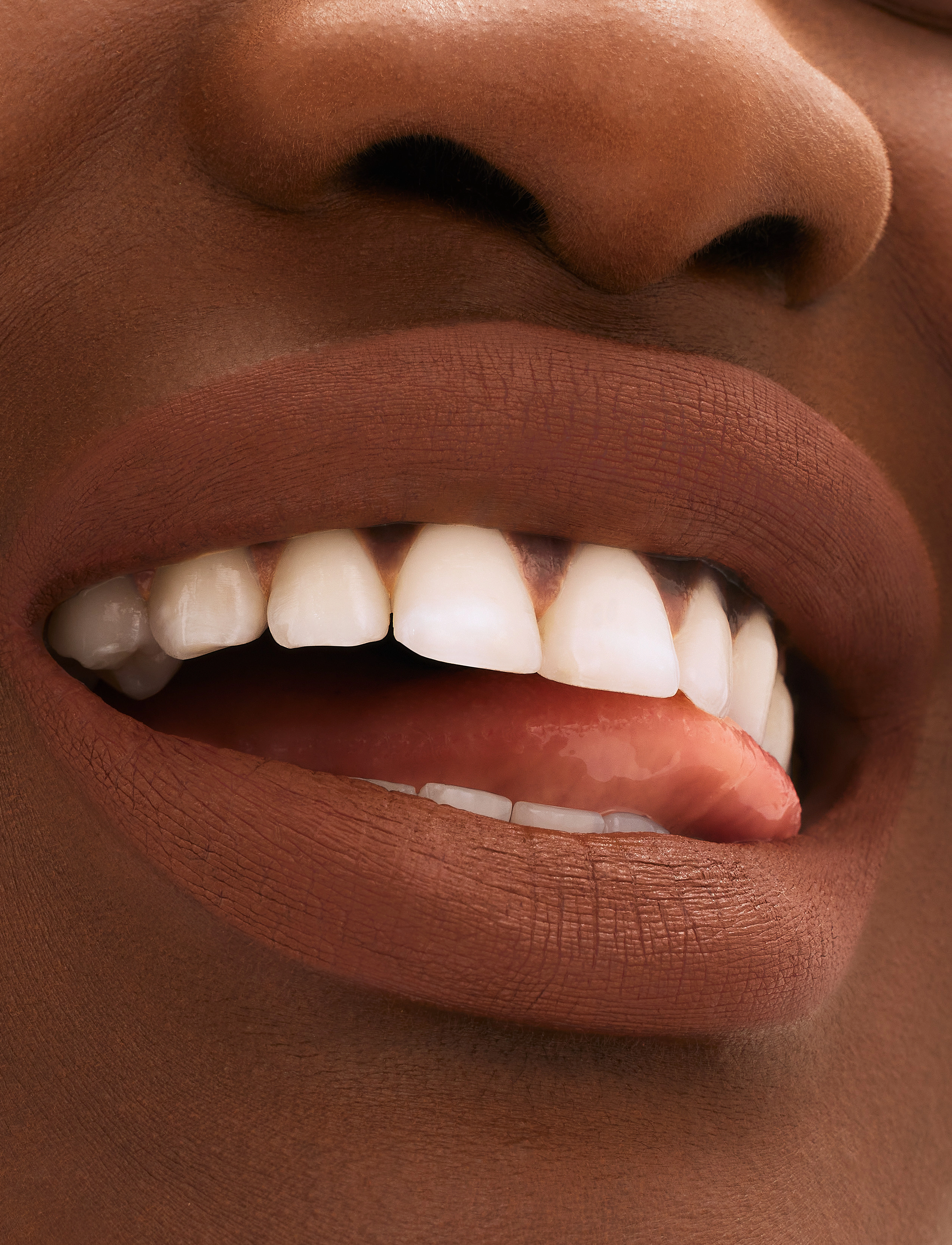 MAC - Locked Kiss Lipstick - sminke - posh - 3