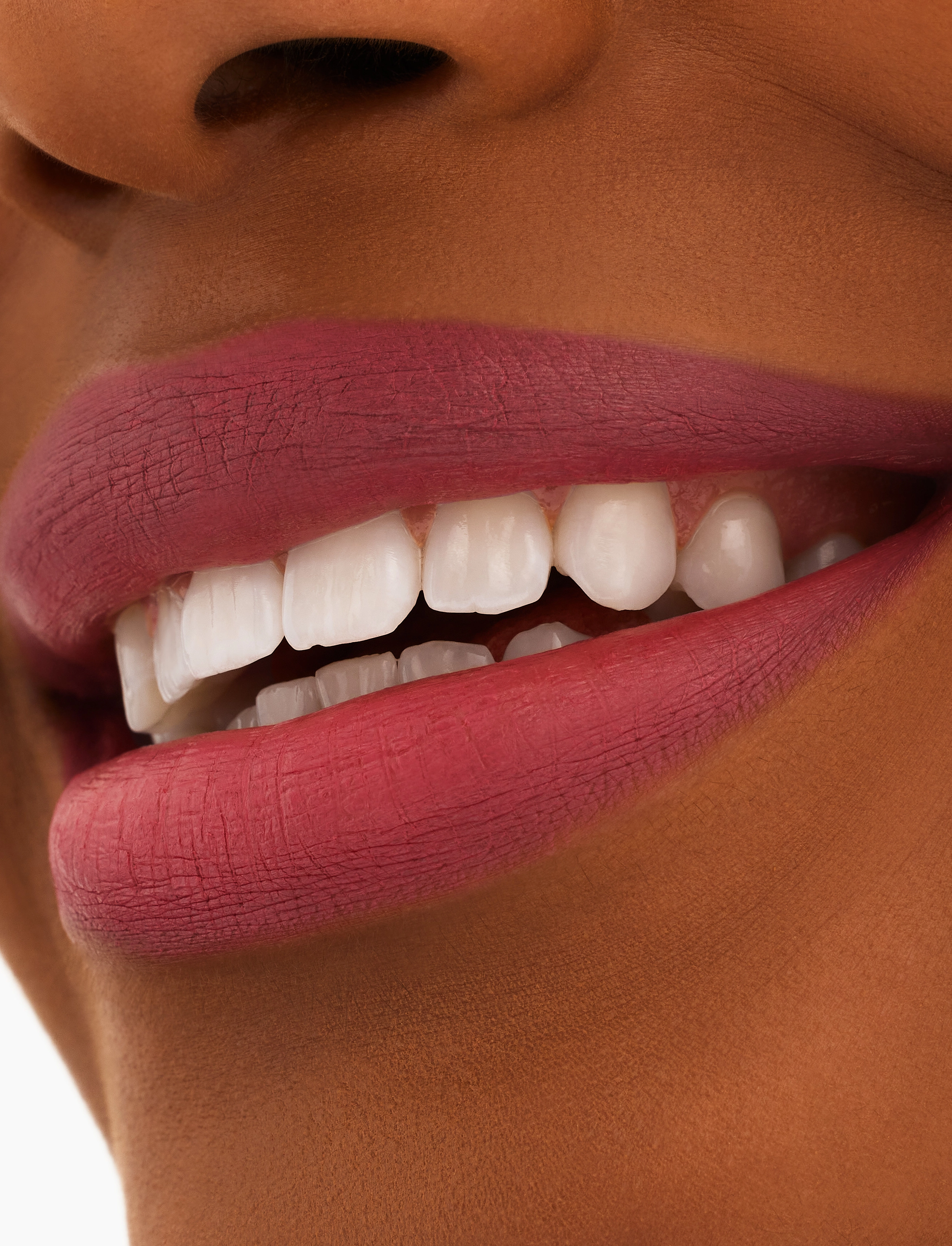 MAC - Locked Kiss Lipstick - smink - connoisseur - 3