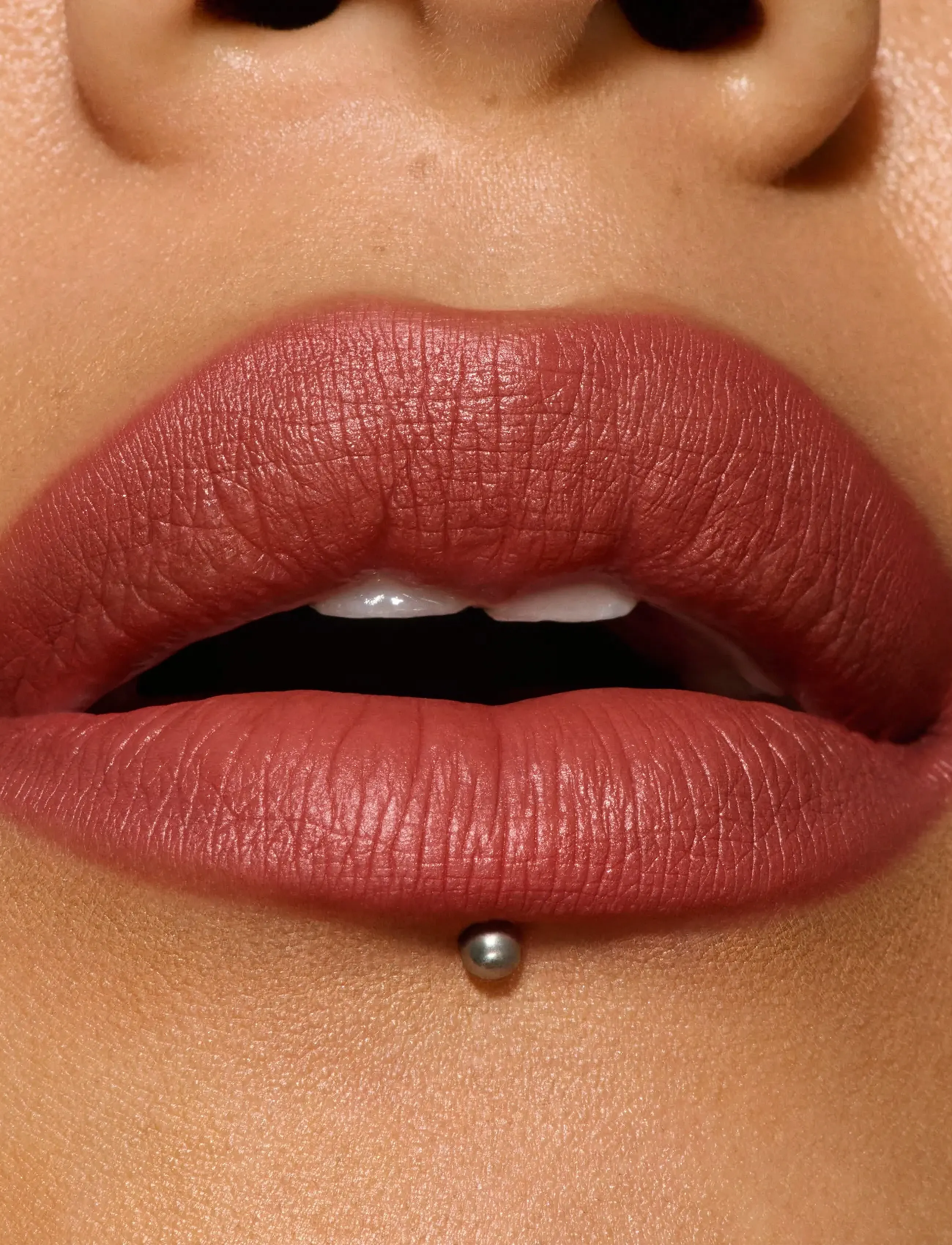 MAC - Macximal Silky Matte Lipstick - klár fyrir stefnumótið - unbothered - 3