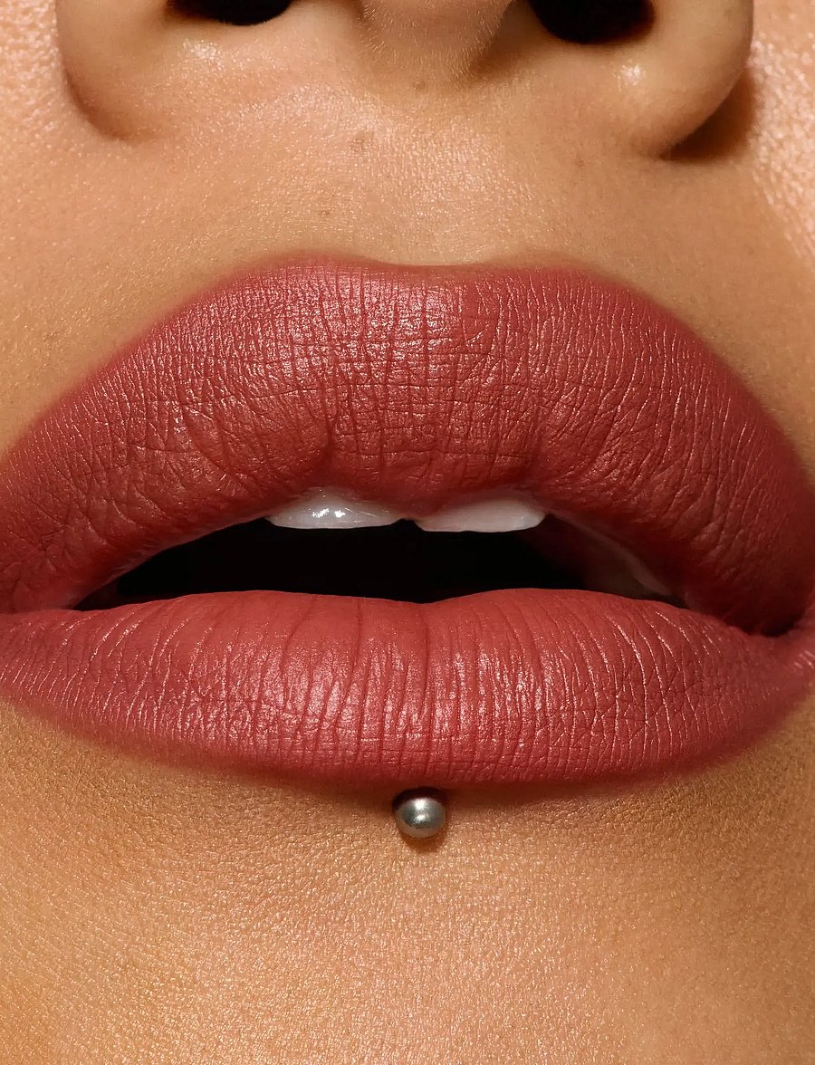 MAC - Macximal Silky Matte Lipstick - redo för date night - unbothered - 3