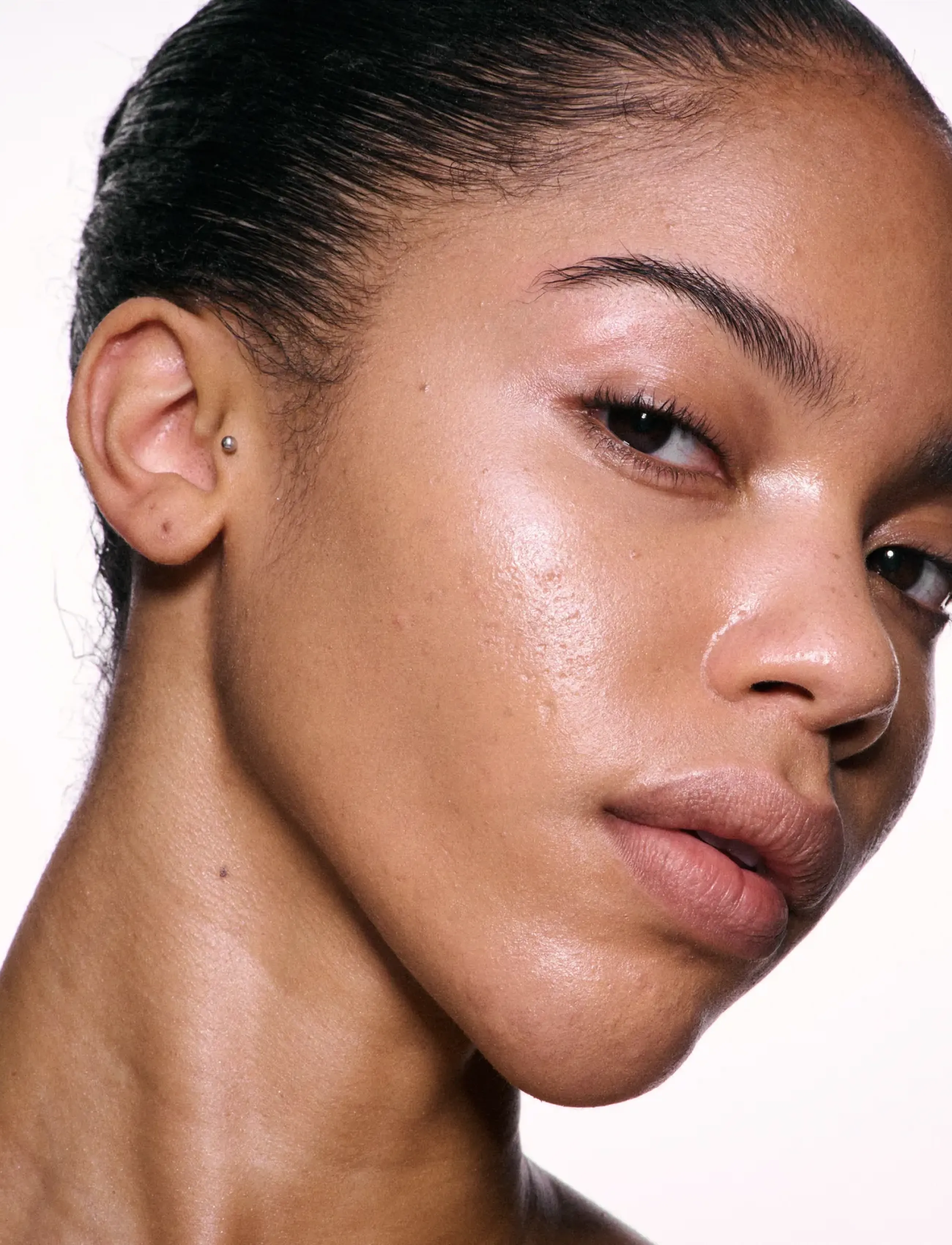 MAC - Skinfinish Lightstruck Liquid Highlighter - bliv klar til date night - lightscapade - 3
