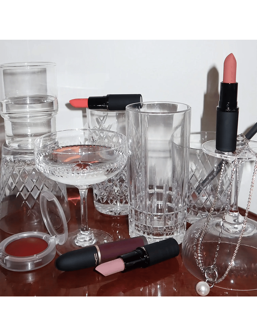 MAC - Powder Kiss Hazy Matte Lipstick - makeup - on my mind - 2