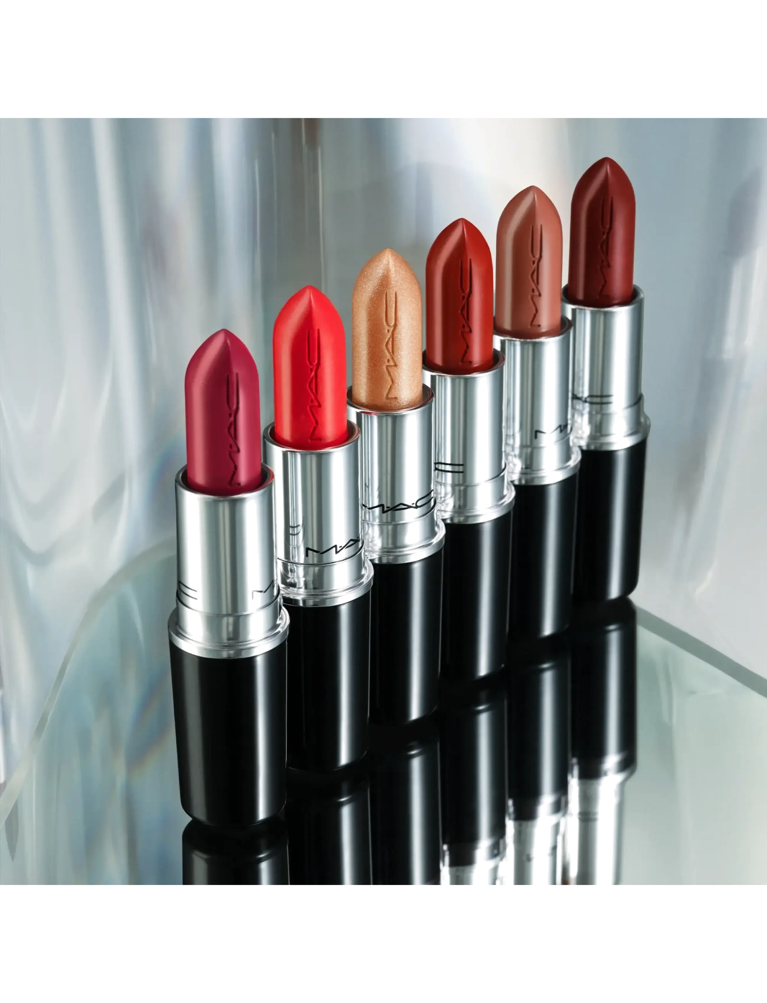 MAC - Lustreglass Sheer Shine Lipstick - smink - alone time? - 3