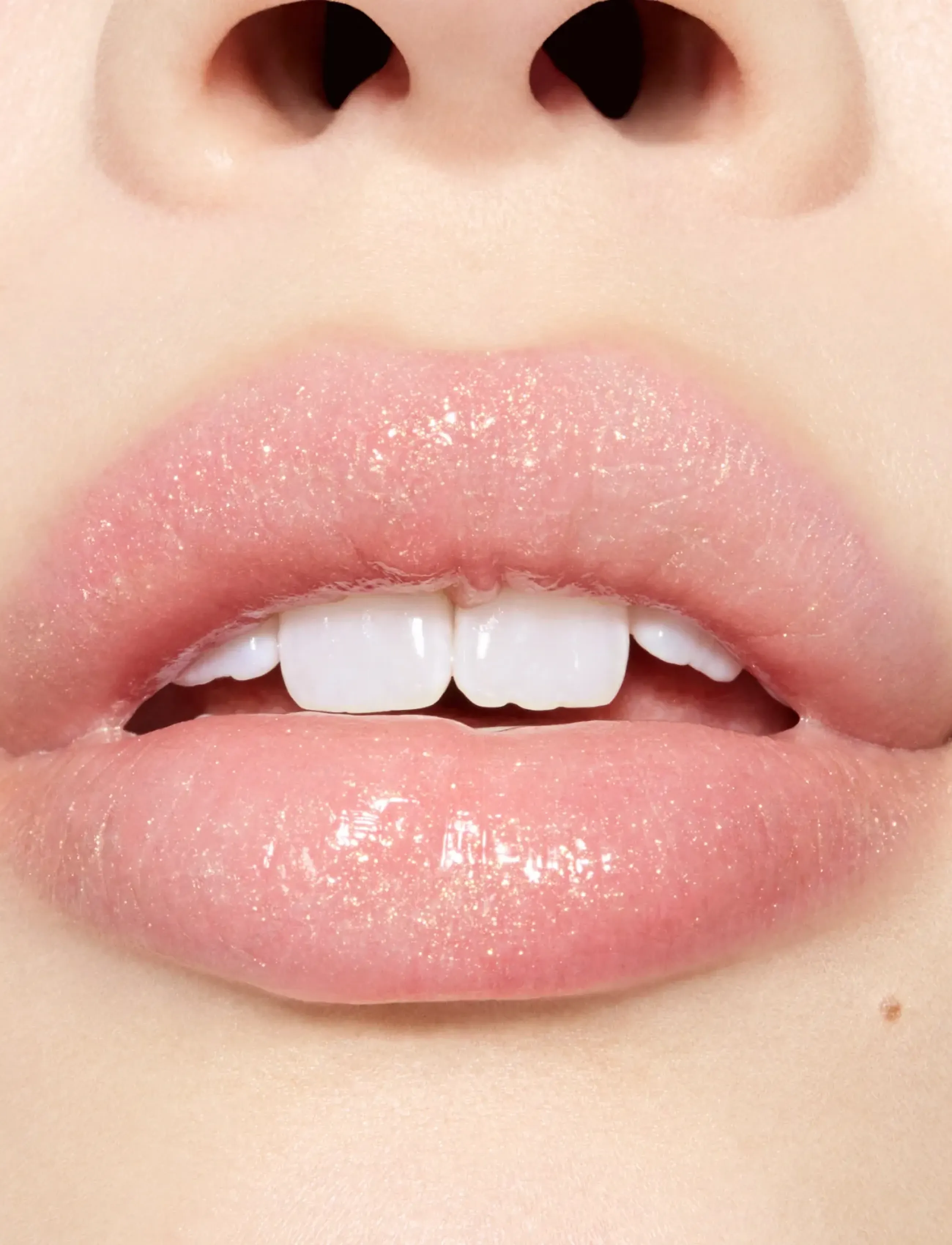 MAC Squirt Plumping Shimmer Lipgloss Stick, One Size, Nude, Læber > Lipgloss, Dame