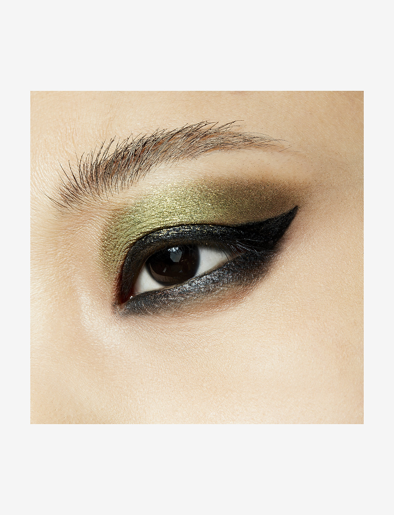 MAC - Dazzleshadow Extreme  Single Eye Shadow - makeup - joie de glitz - 2