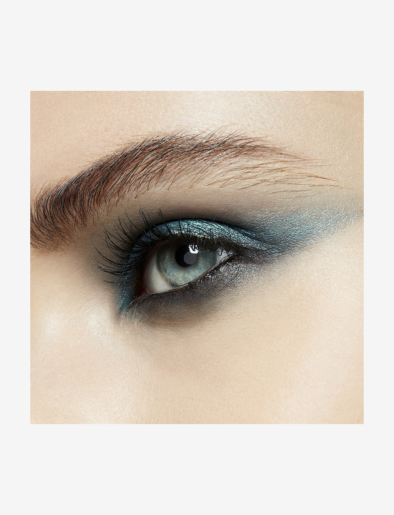 MAC - Dazzleshadow Extreme  Single Eye Shadow - meikit - emerald cut - 2