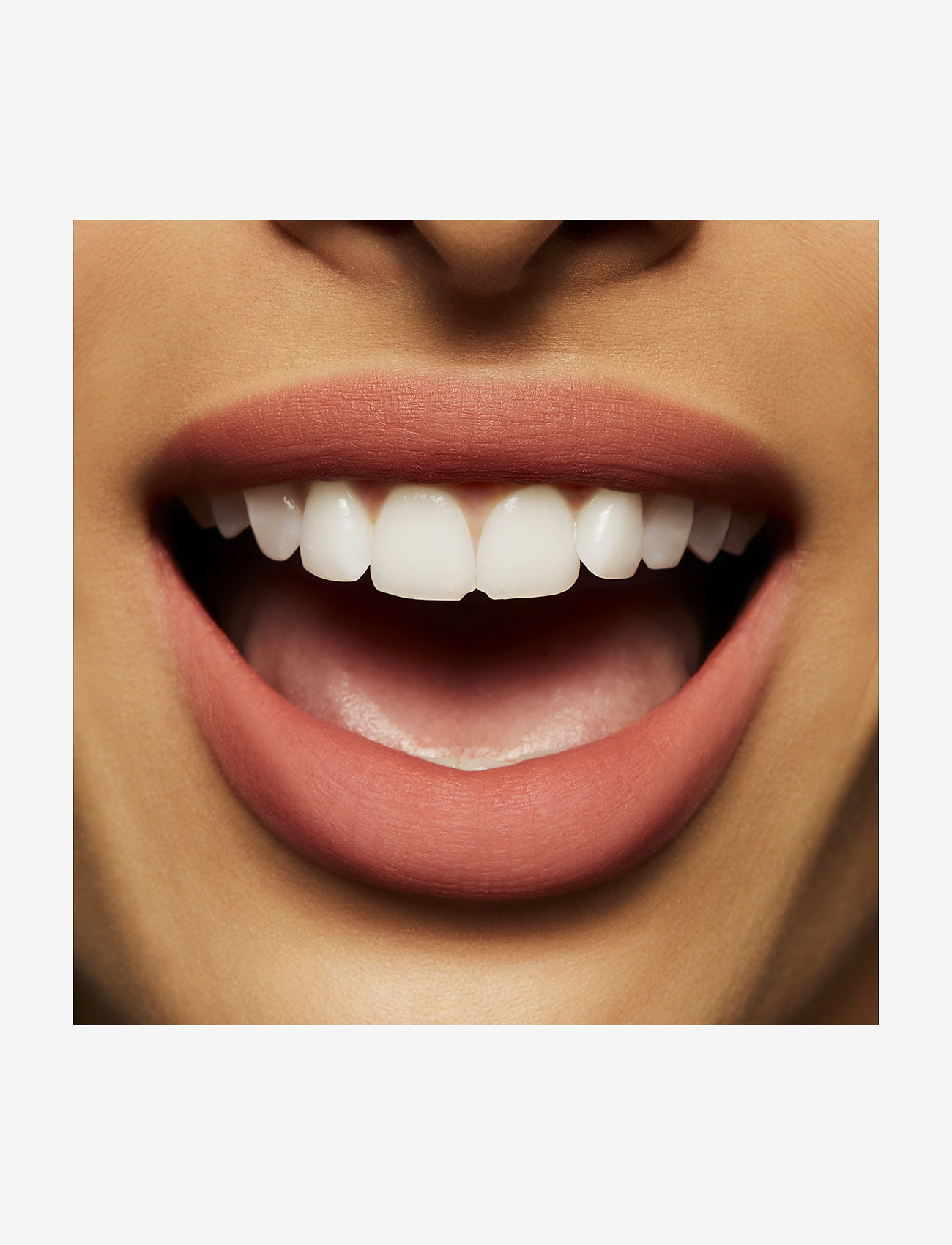 MAC - Powder Kiss Liquid Lipstick - makeup - mull it over - 4