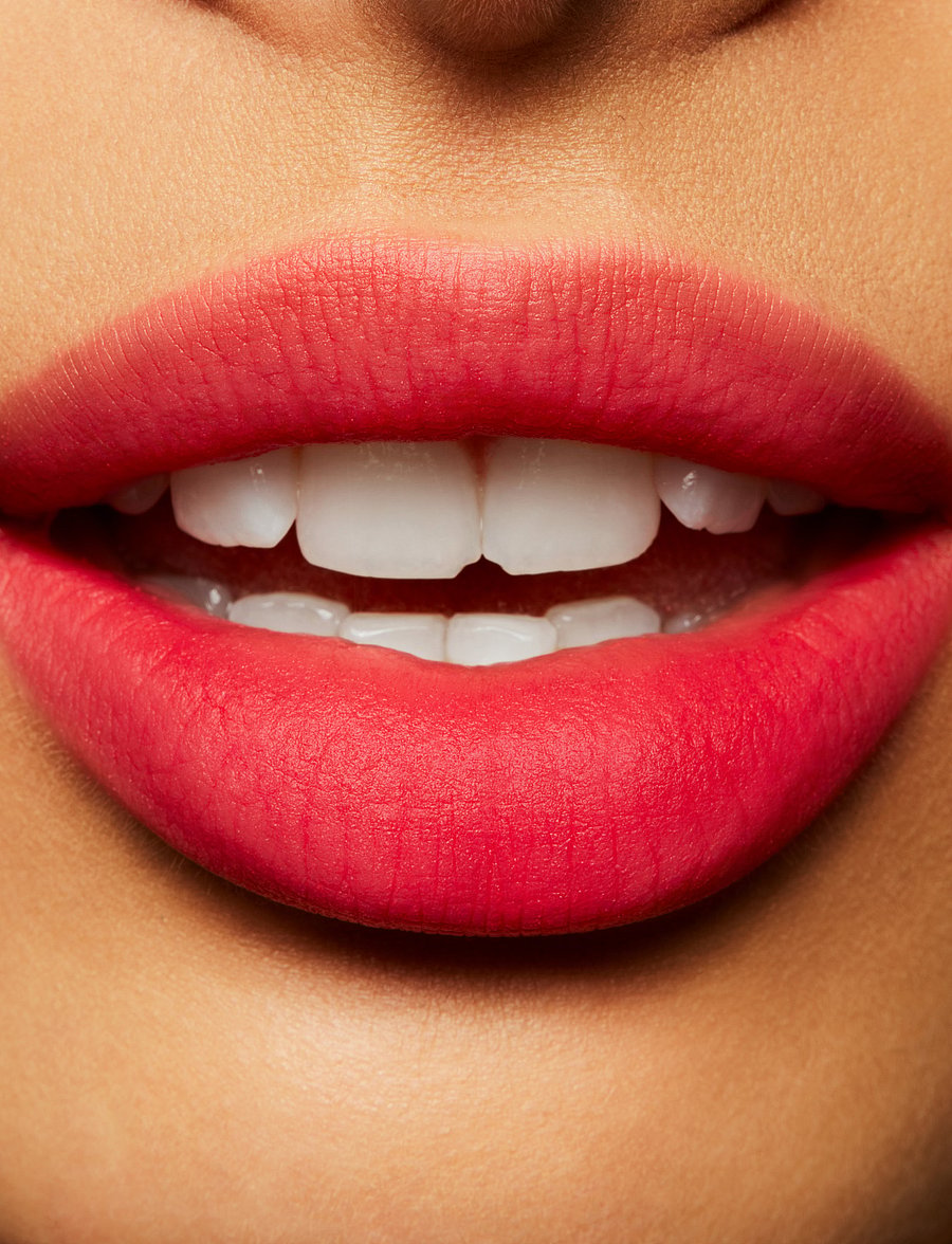 MAC - Powder Kiss Liquid Lipstick - meikit - escandalo! - 3