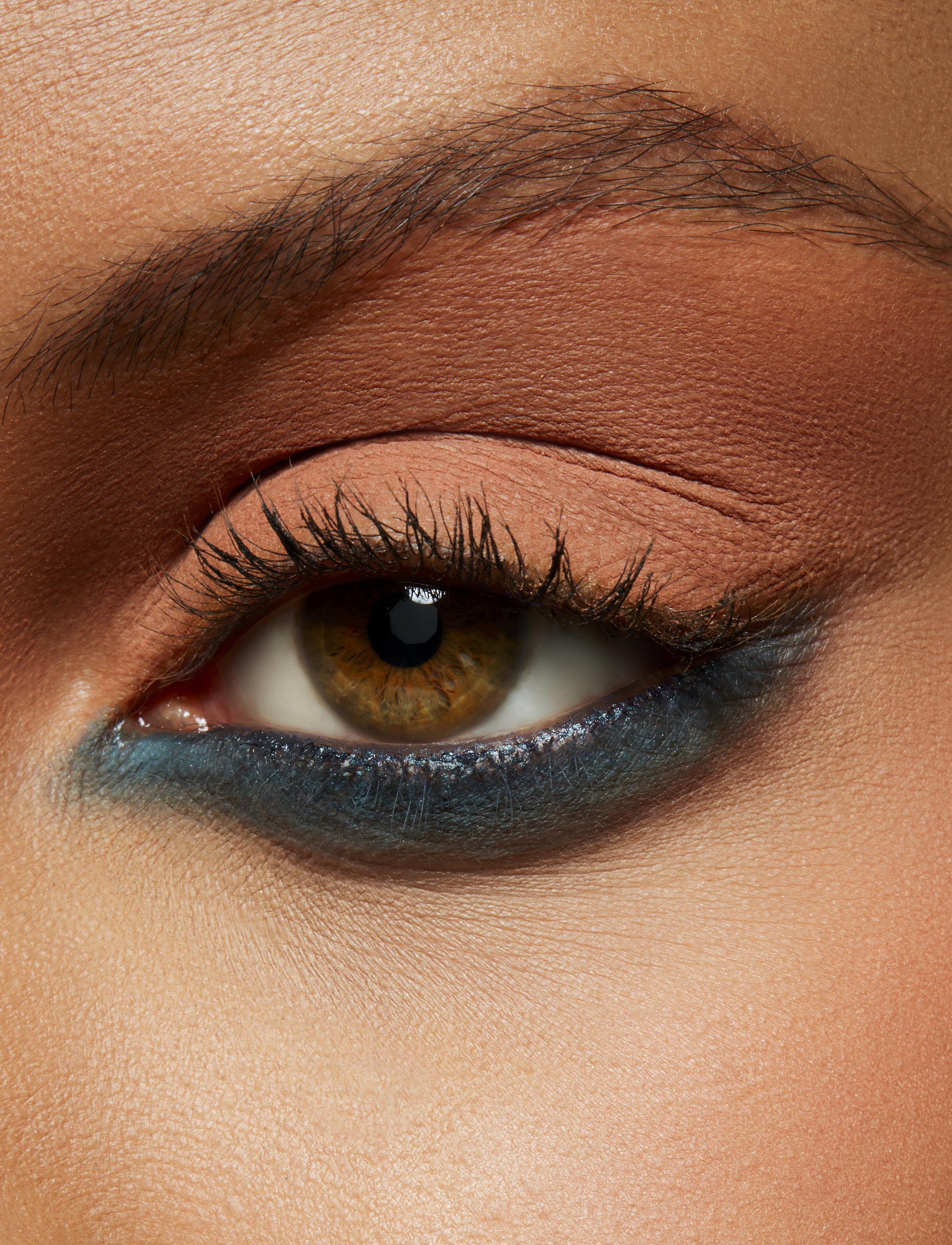 MAC - Powder Kiss  Single Eye Shadow - Øjne & bryn - my tweedy - 3