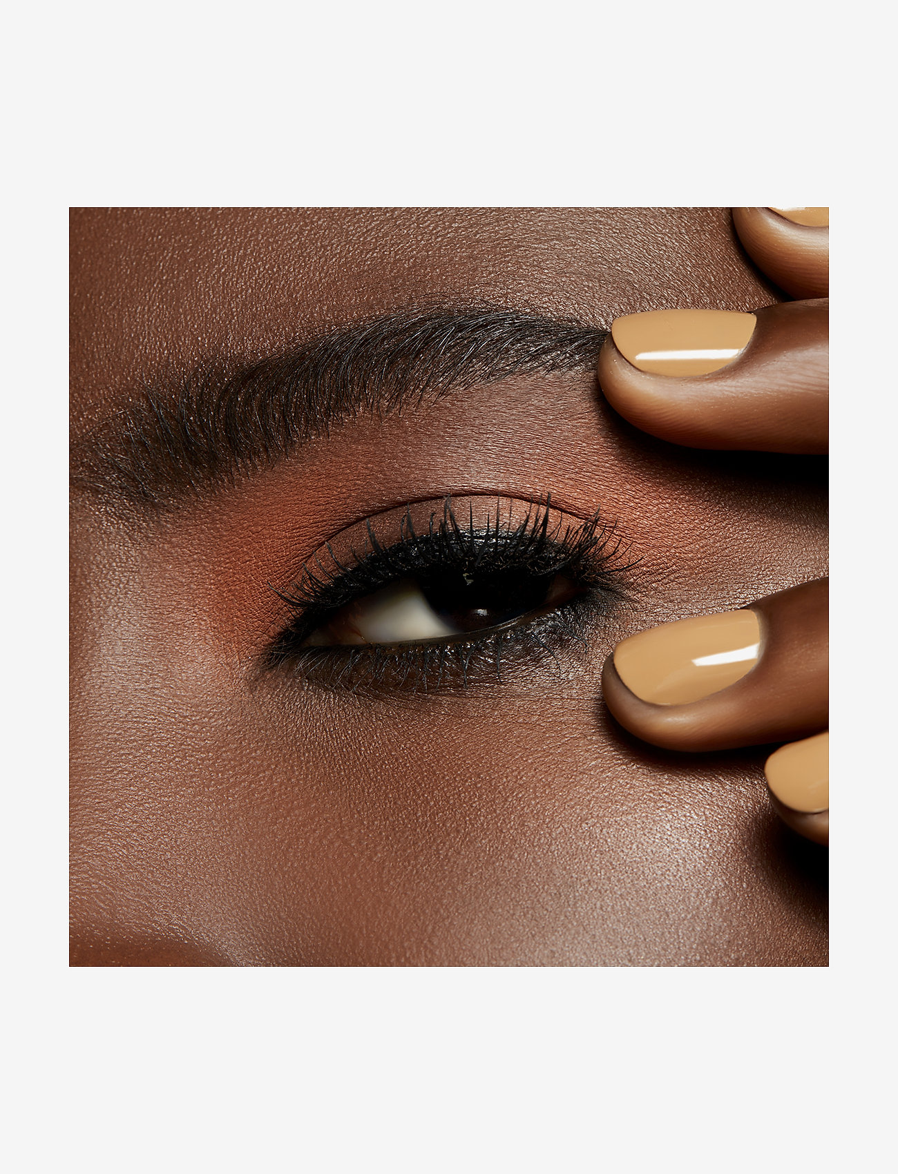 MAC - Powder Kiss  Single Eye Shadow - Øjne & bryn - what clout! - 4