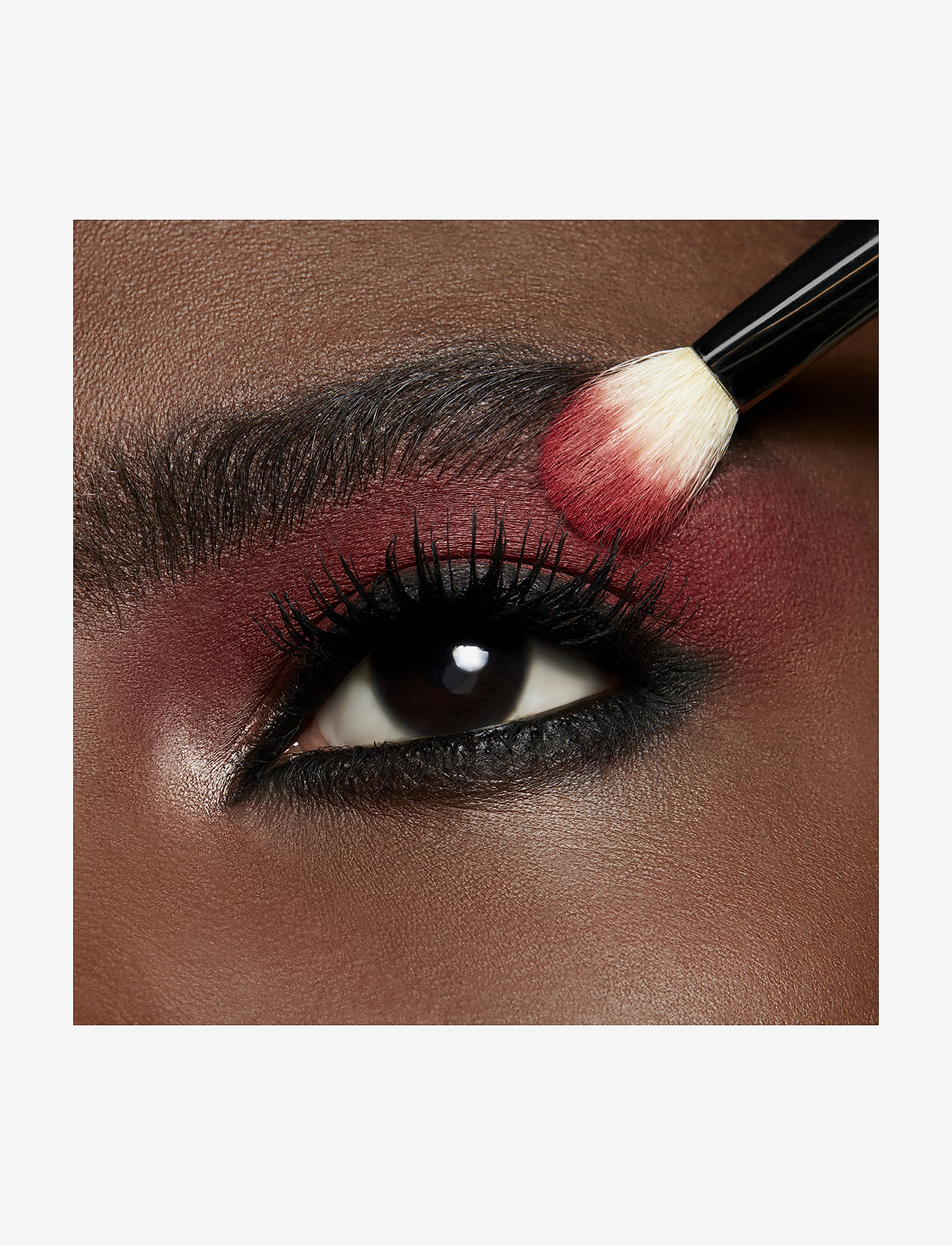 MAC - Powder Kiss  Single Eye Shadow - Ögon & bryn  - werk, werk, werk - 4