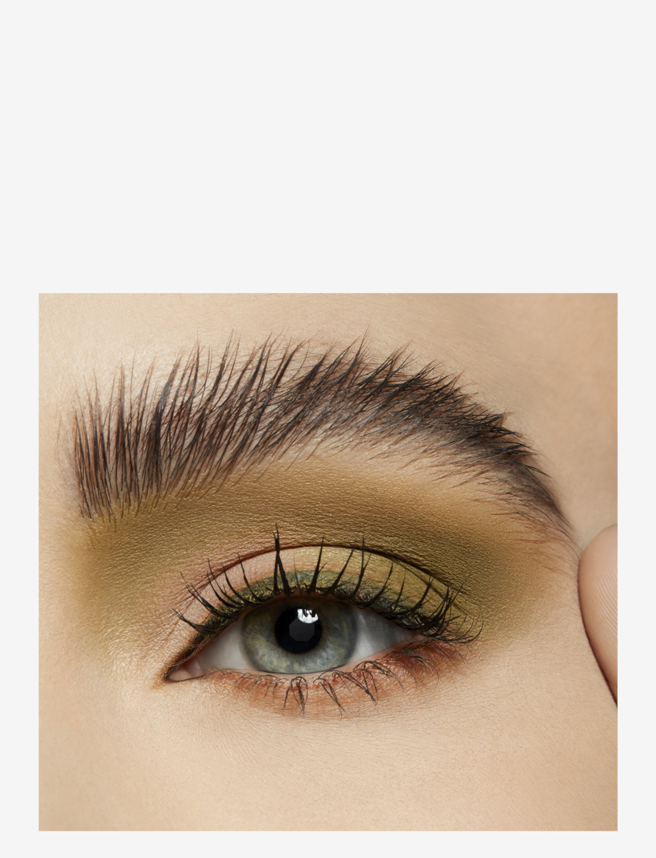 MAC - Powder Kiss  Single Eye Shadow - Øjne & bryn - per-suede me - 2