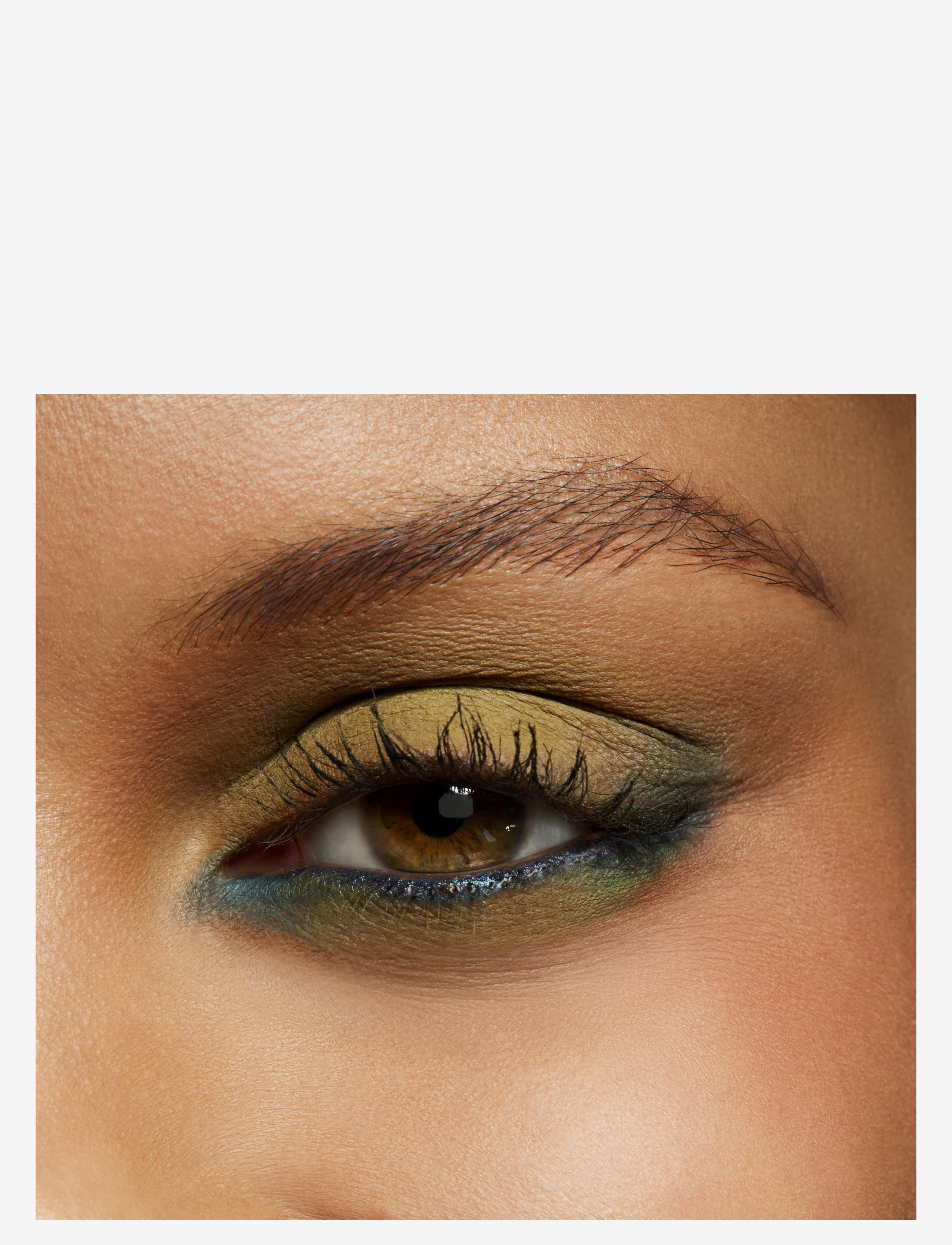 MAC - Powder Kiss  Single Eye Shadow - Øjne & bryn - per-suede me - 3