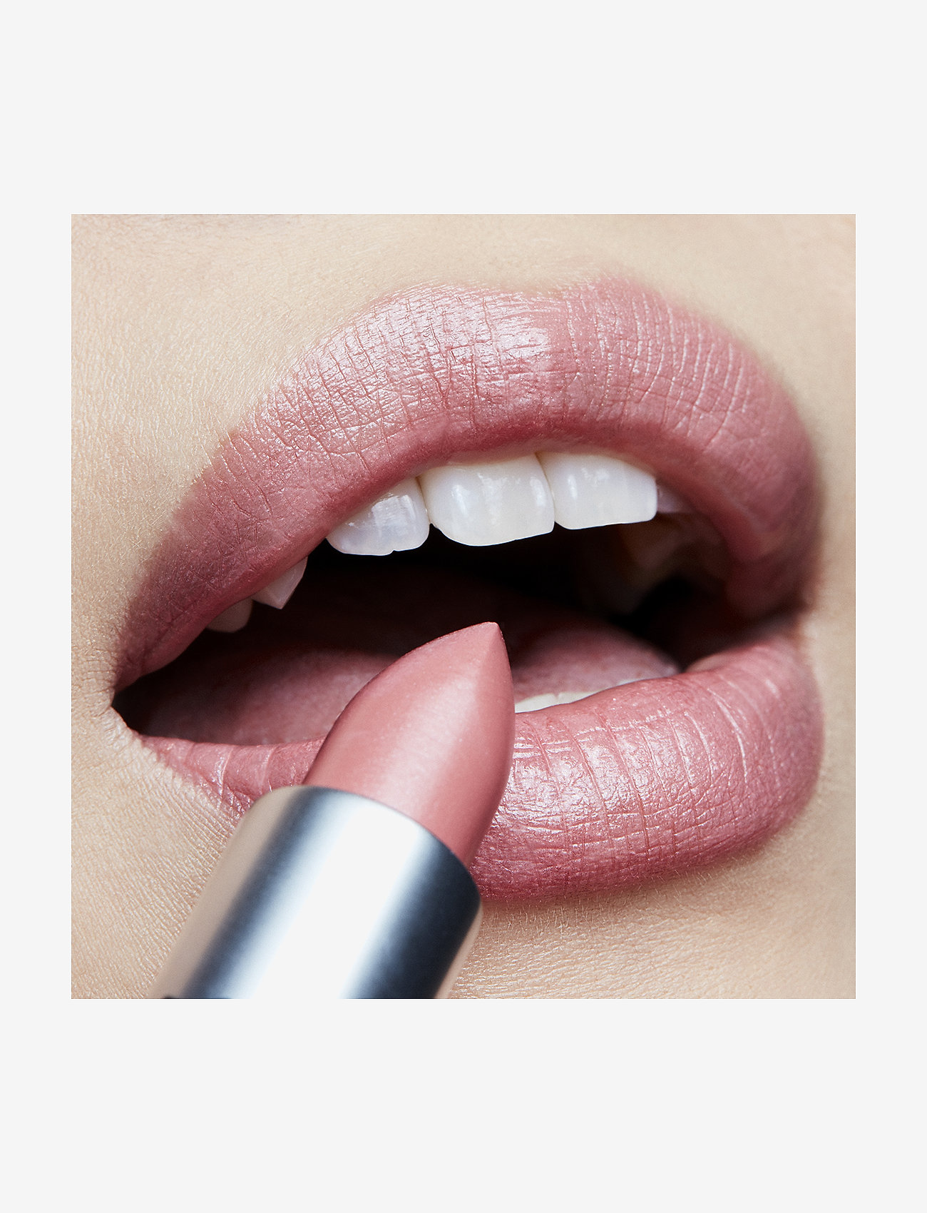 MAC - Frost Lipstick - sminke - angel - 1