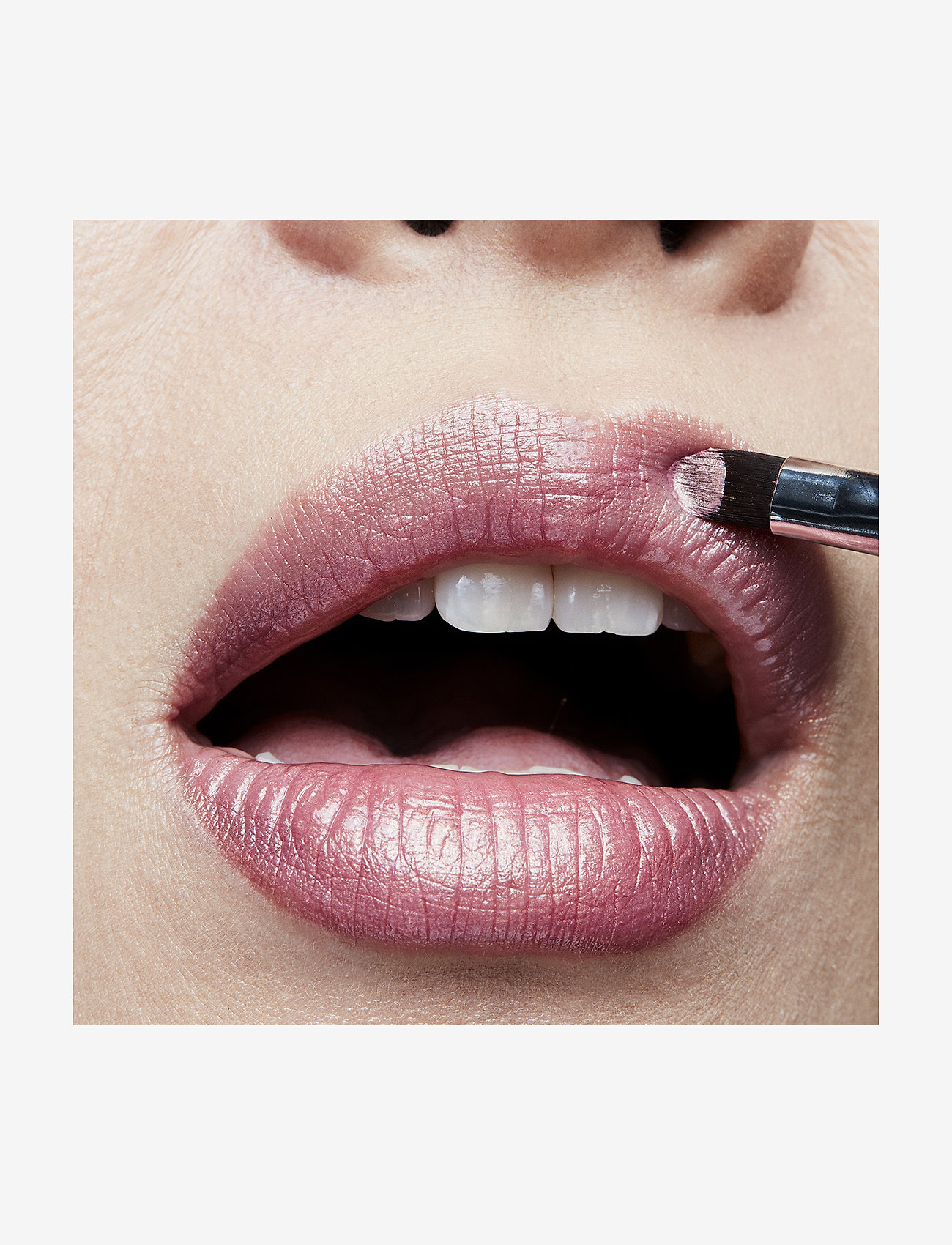 Frost Lipstick 2