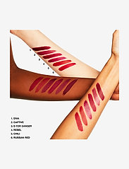 MAC - Mini Matte Lipstick - læbestifter - russian red - 4