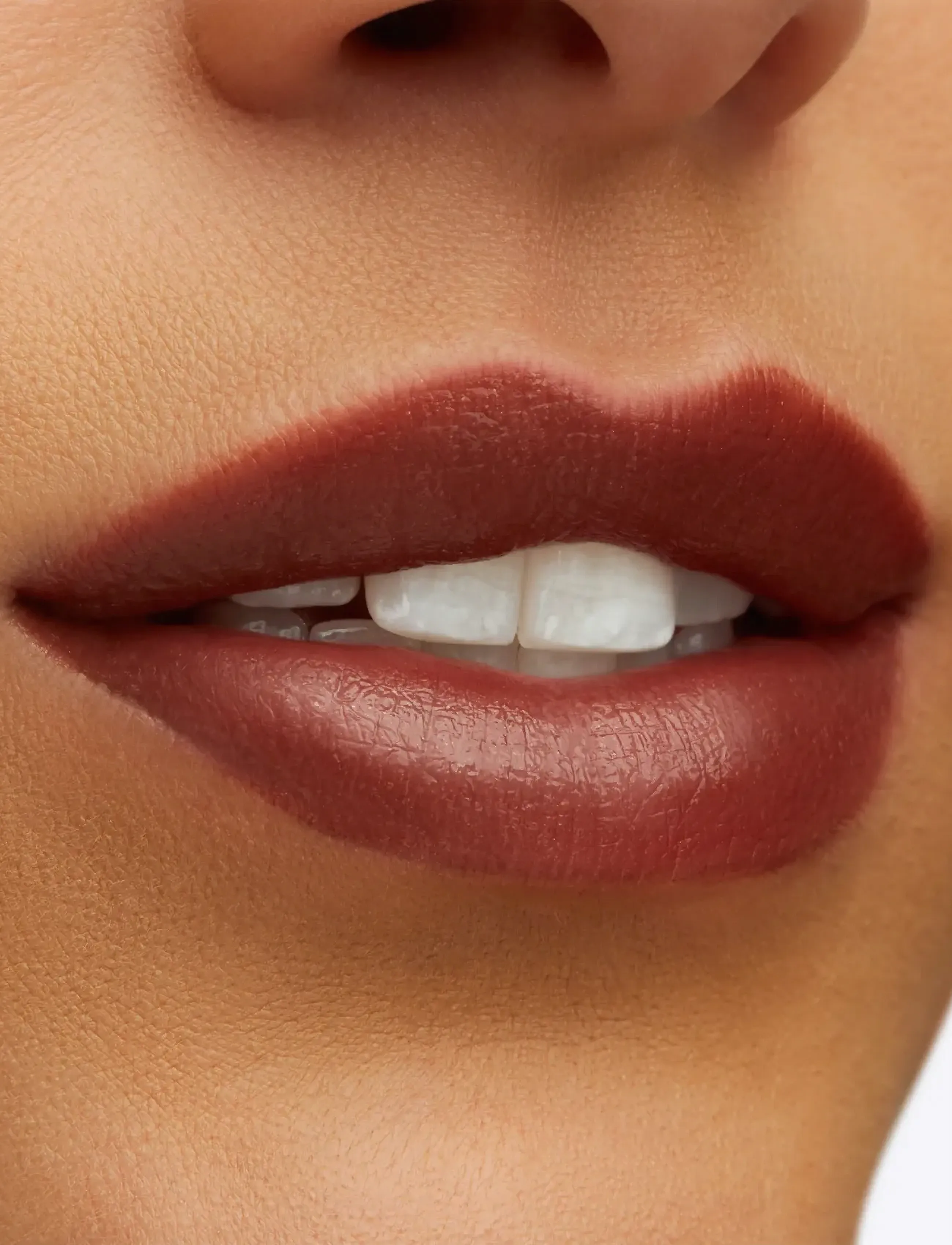 MAC - AMPLIFIED CRÈME Lipstick - meikit - i deserve this - 3