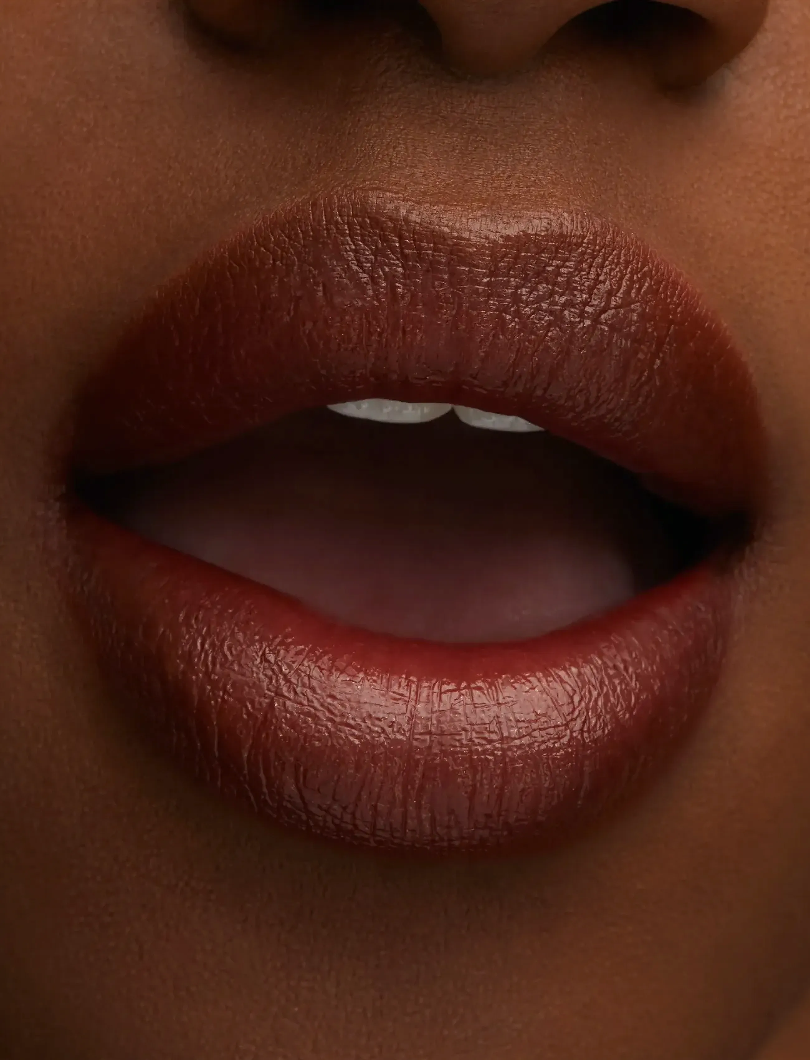 MAC - AMPLIFIED CRÈME Lipstick - meikit - i deserve this - 4