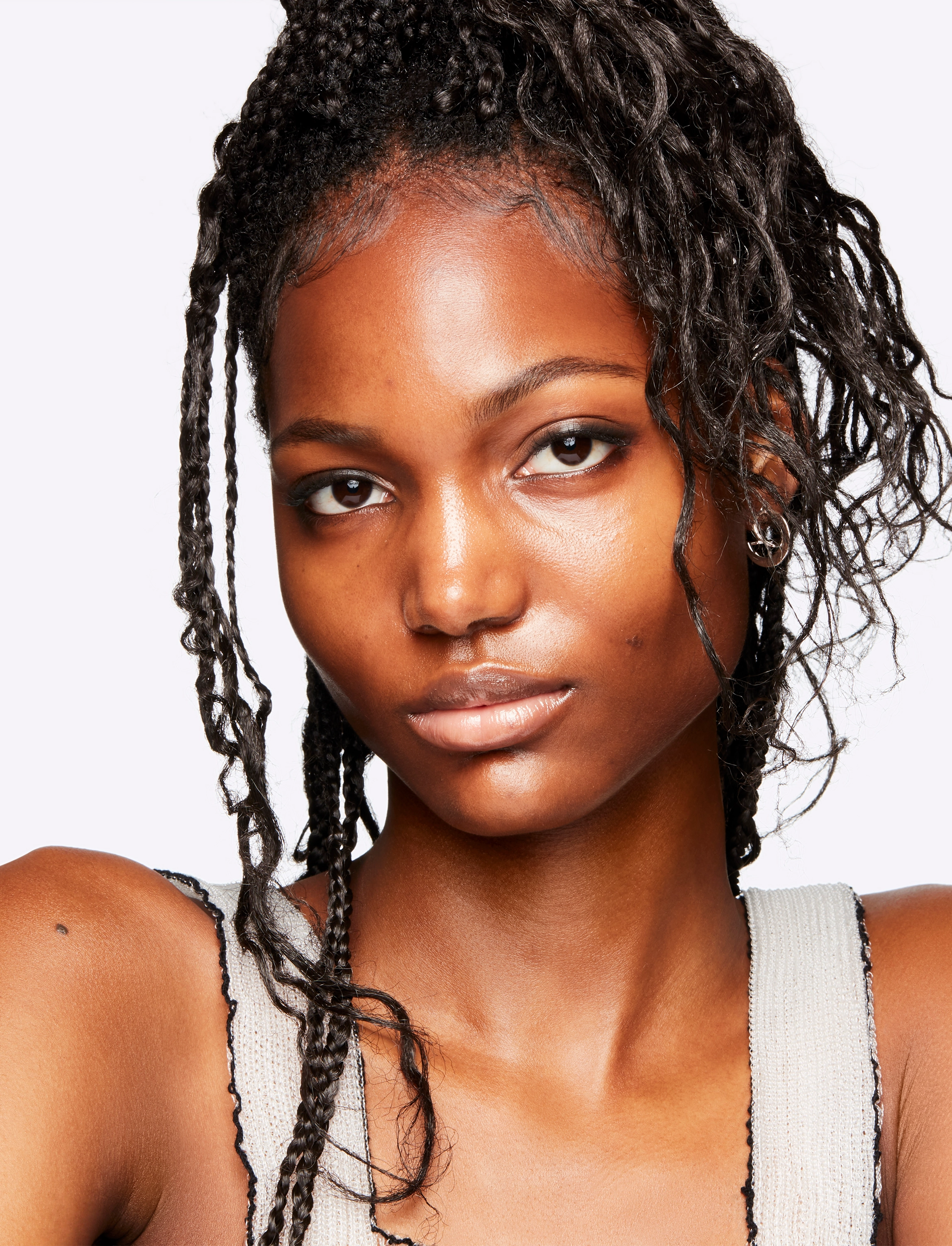 MAC - Studio Radiance Face And Body Radiant Sheer Foundation - smink - n 7 - 3