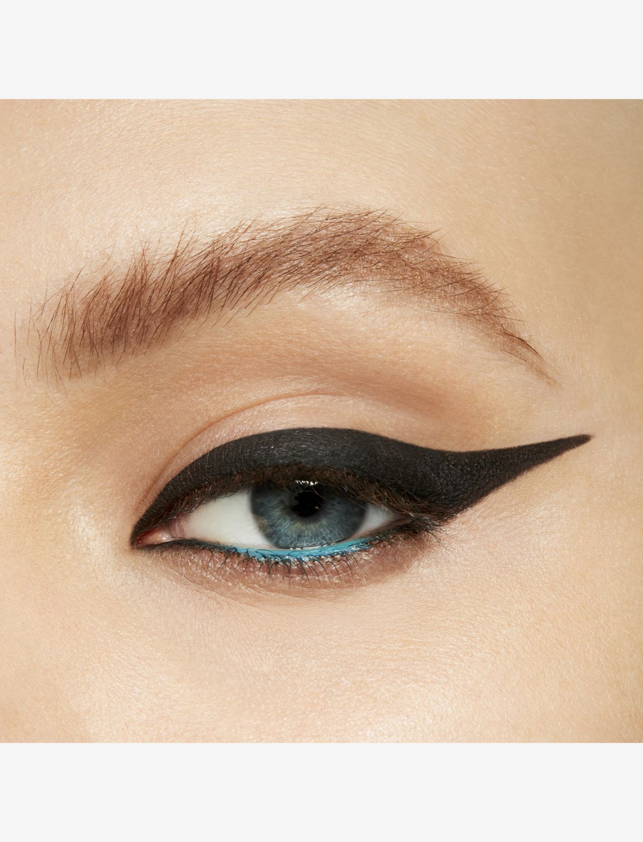 MAC - Pro Longwear Fluidline Eyeliner And Brow Gel - sminke - blacktrack - 2