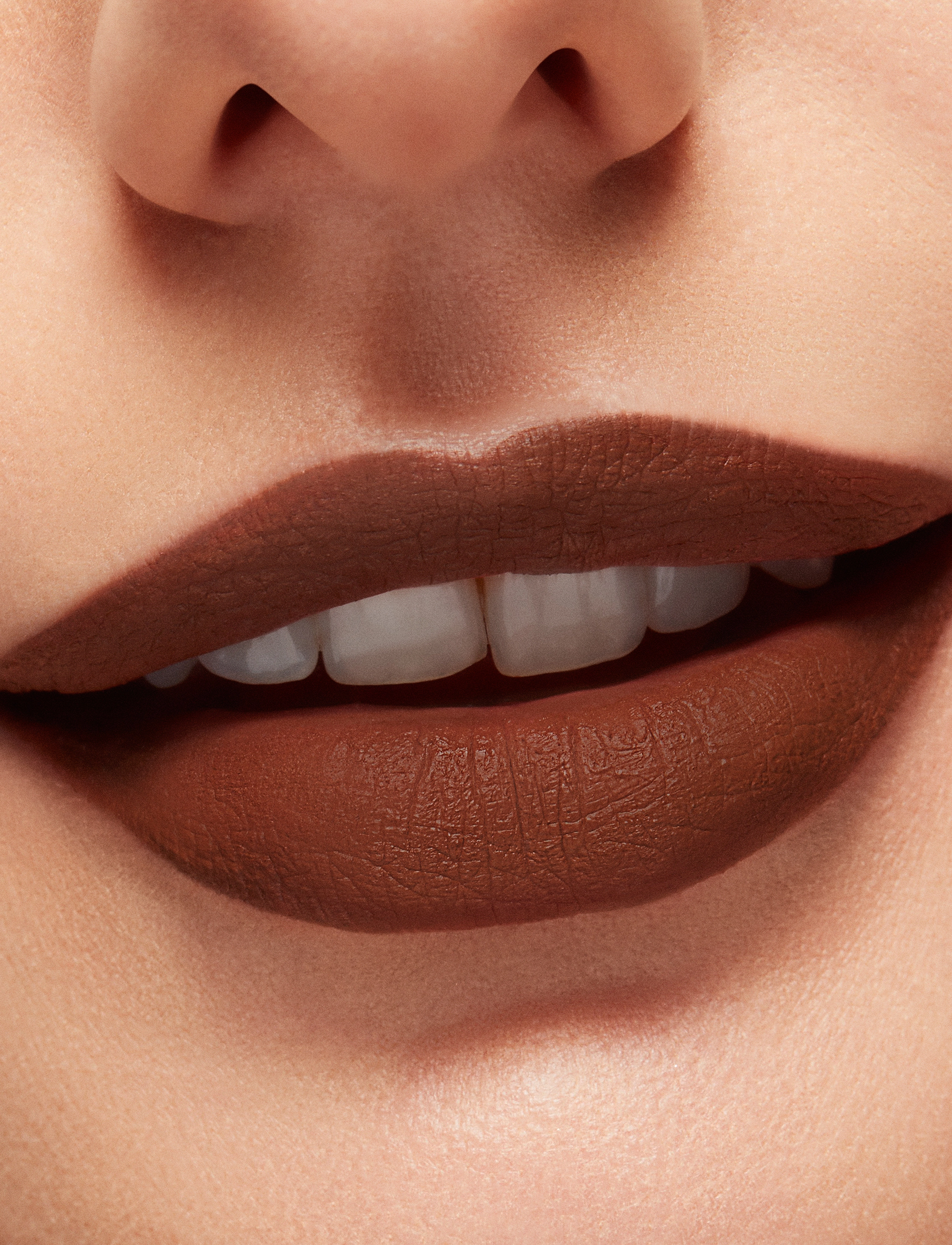 MAC Locked Kiss Liquid Lipstick, 4 ml, Brown, Læber > Flydende Læbe, Dame