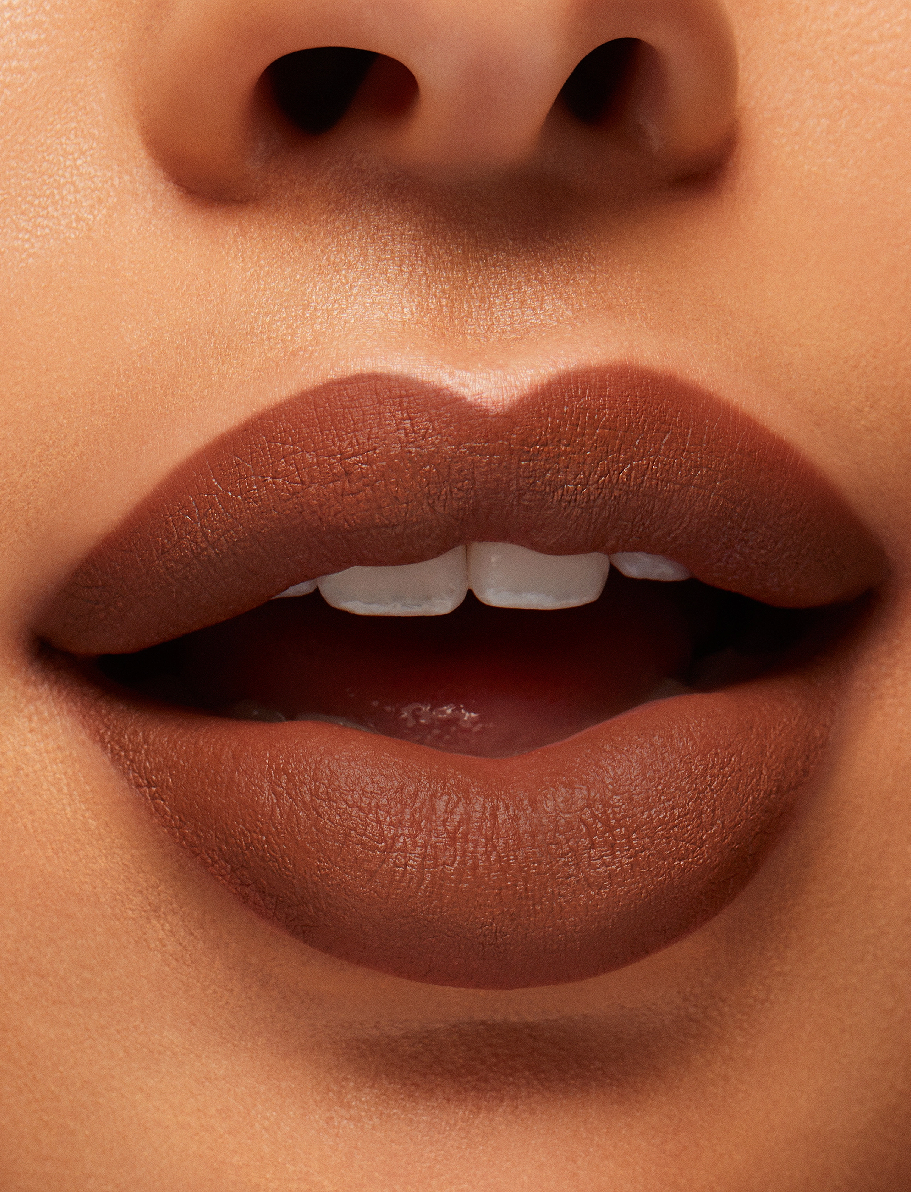 MAC - Locked Kiss Liquid Lipstick - smink - posh - 2