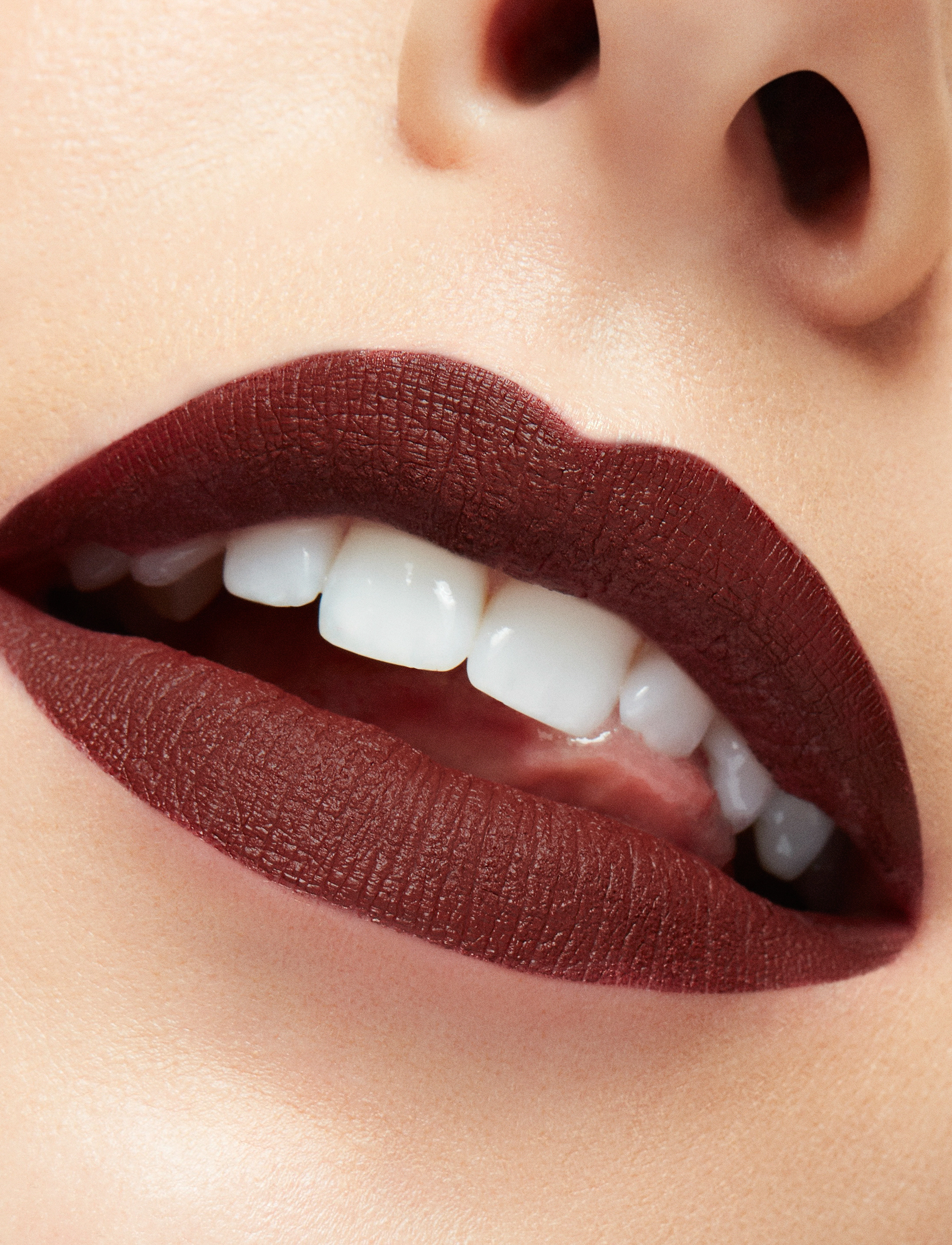MAC Locked Kiss Liquid Lipstick, 4 ml, Red, Læber > Flydende Læbe, Dame