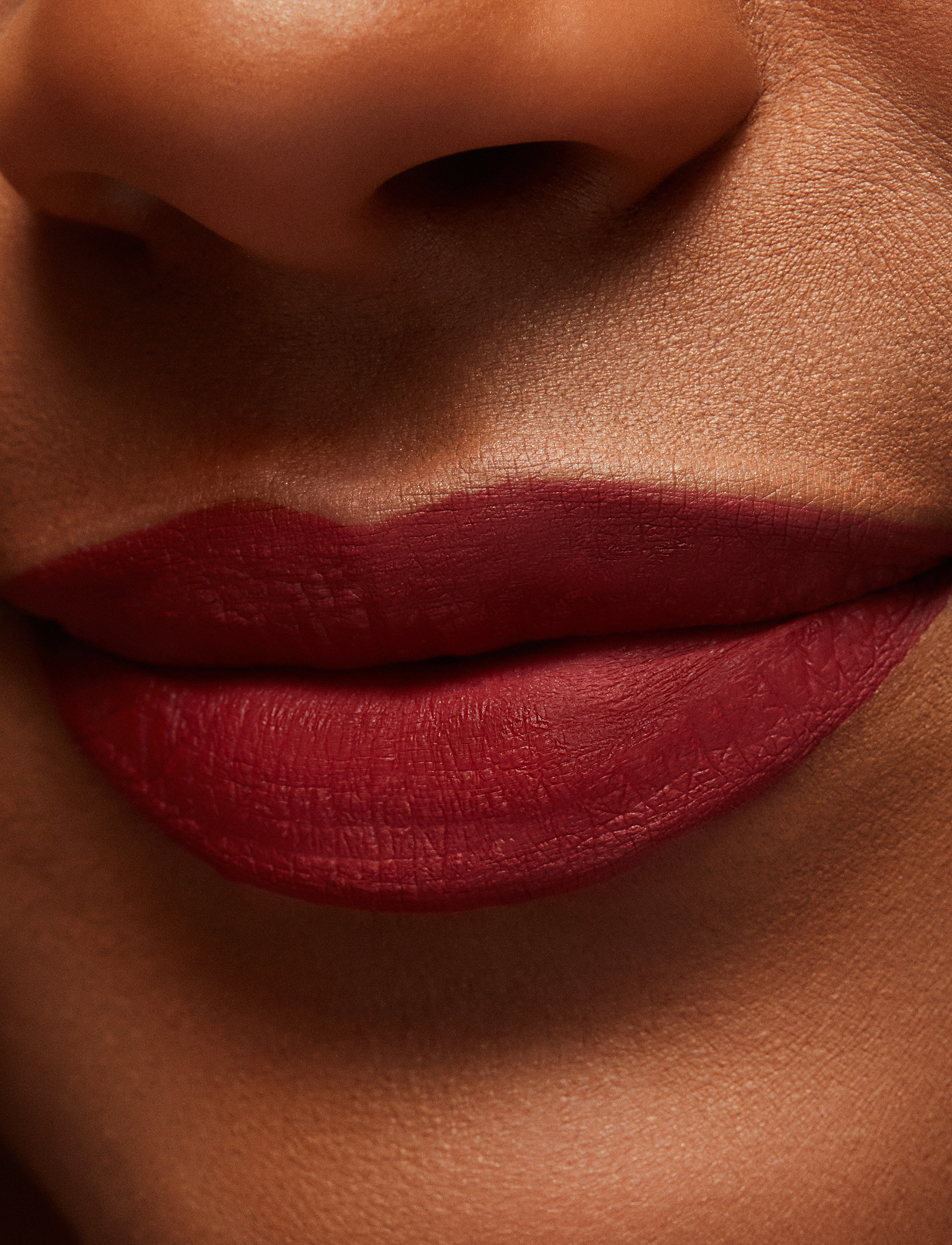 MAC - Locked Kiss Liquid Lipstick - makeup - poncy - 3