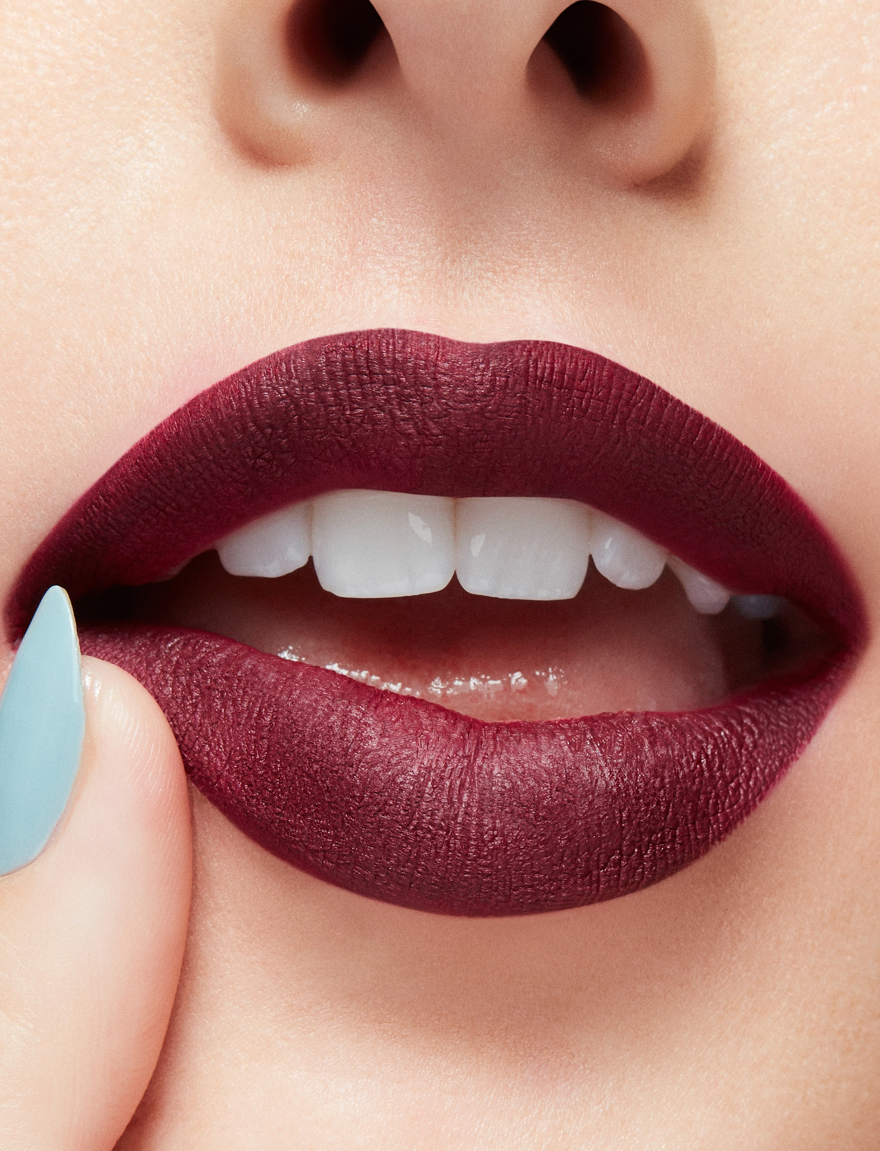 MAC Locked Kiss Liquid Lipstick, 4 ml, Purple, Læber > Flydende Læbe, Dame
