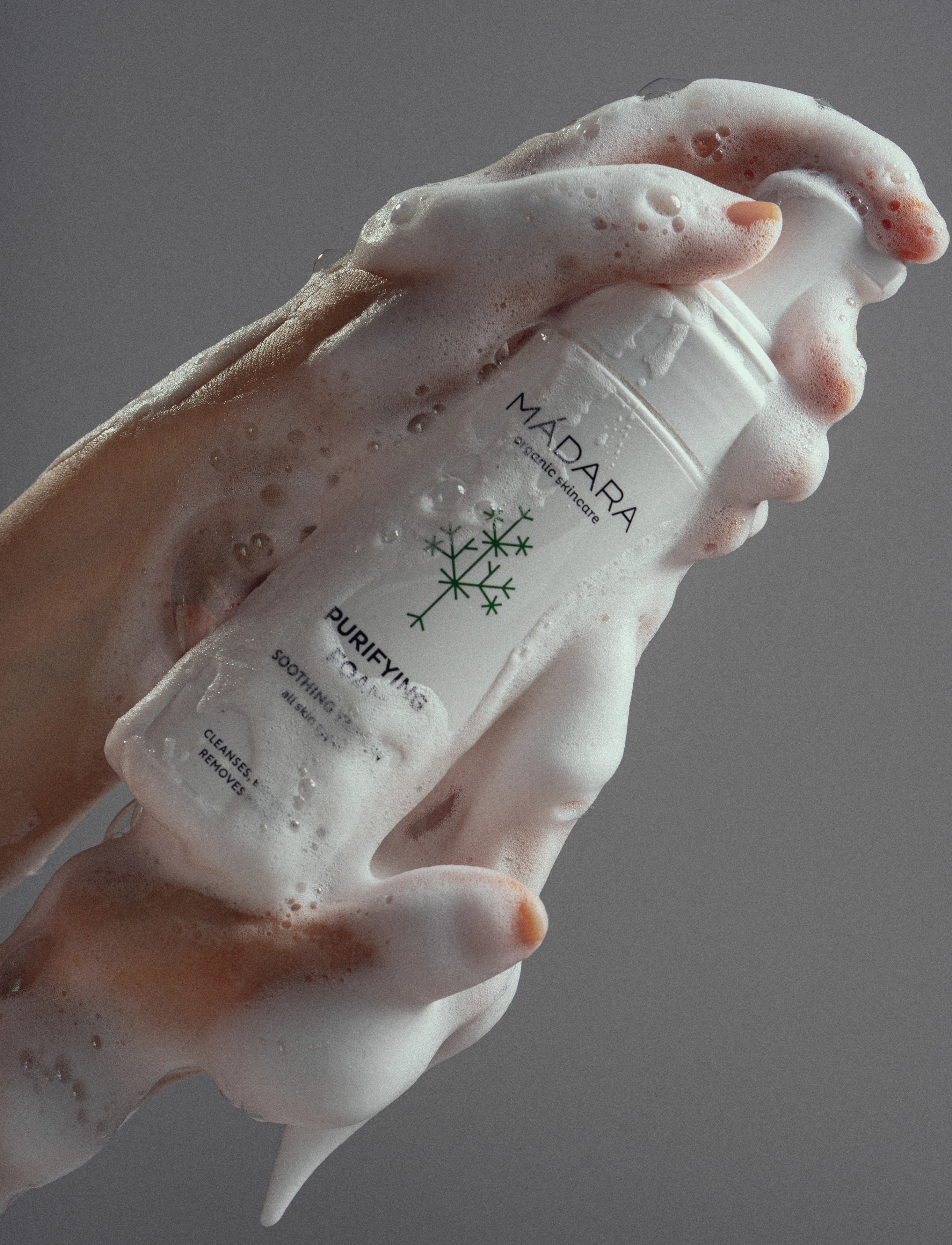 MÁDARA - Purifying foam - vaahtoavat puhdistusaineet - clear - 4