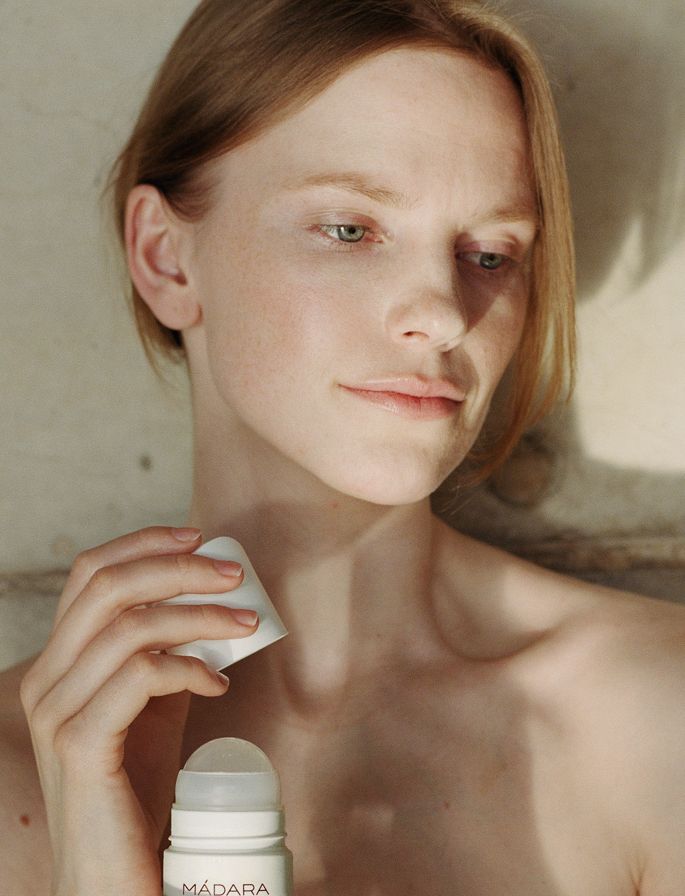MÁDARA - Herbal Deodorant - ar rullīti - clear - 2