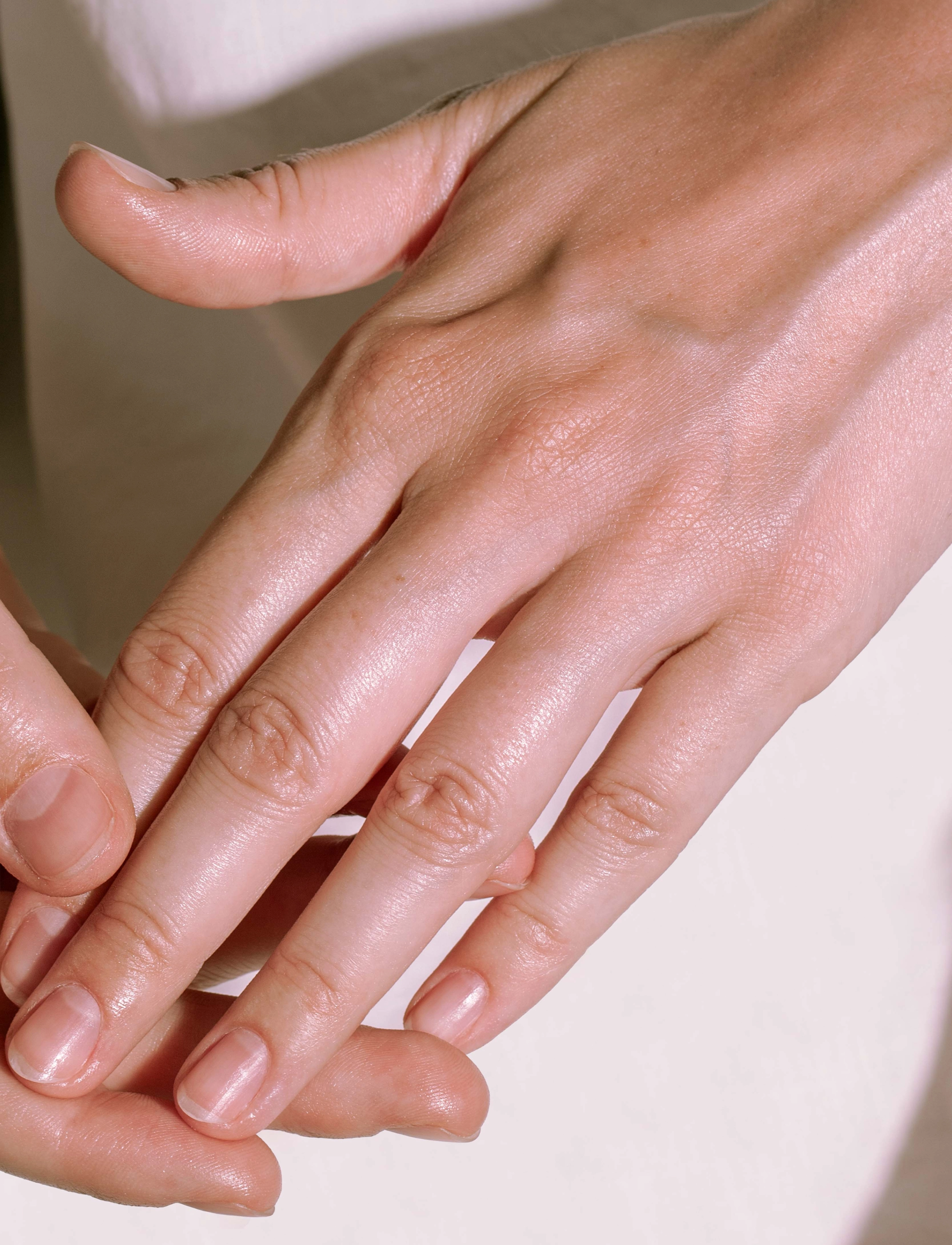 MÁDARA - Deep Comfort Hand Cream - handáburður - clear - 5