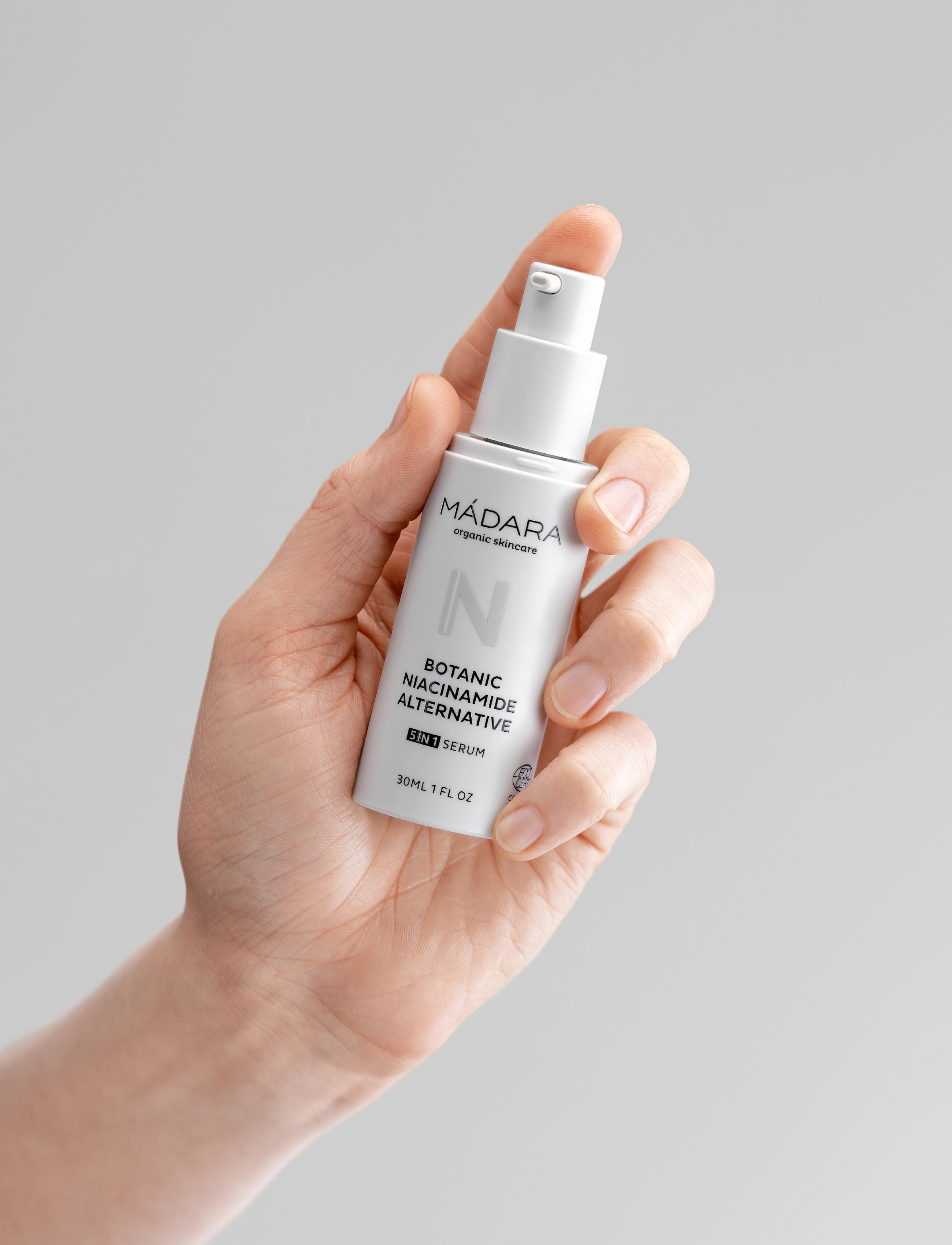 MÁDARA - BOTANIC NIACINAMIDE Alternative 5 in 1 serum - serumi - clear - 5