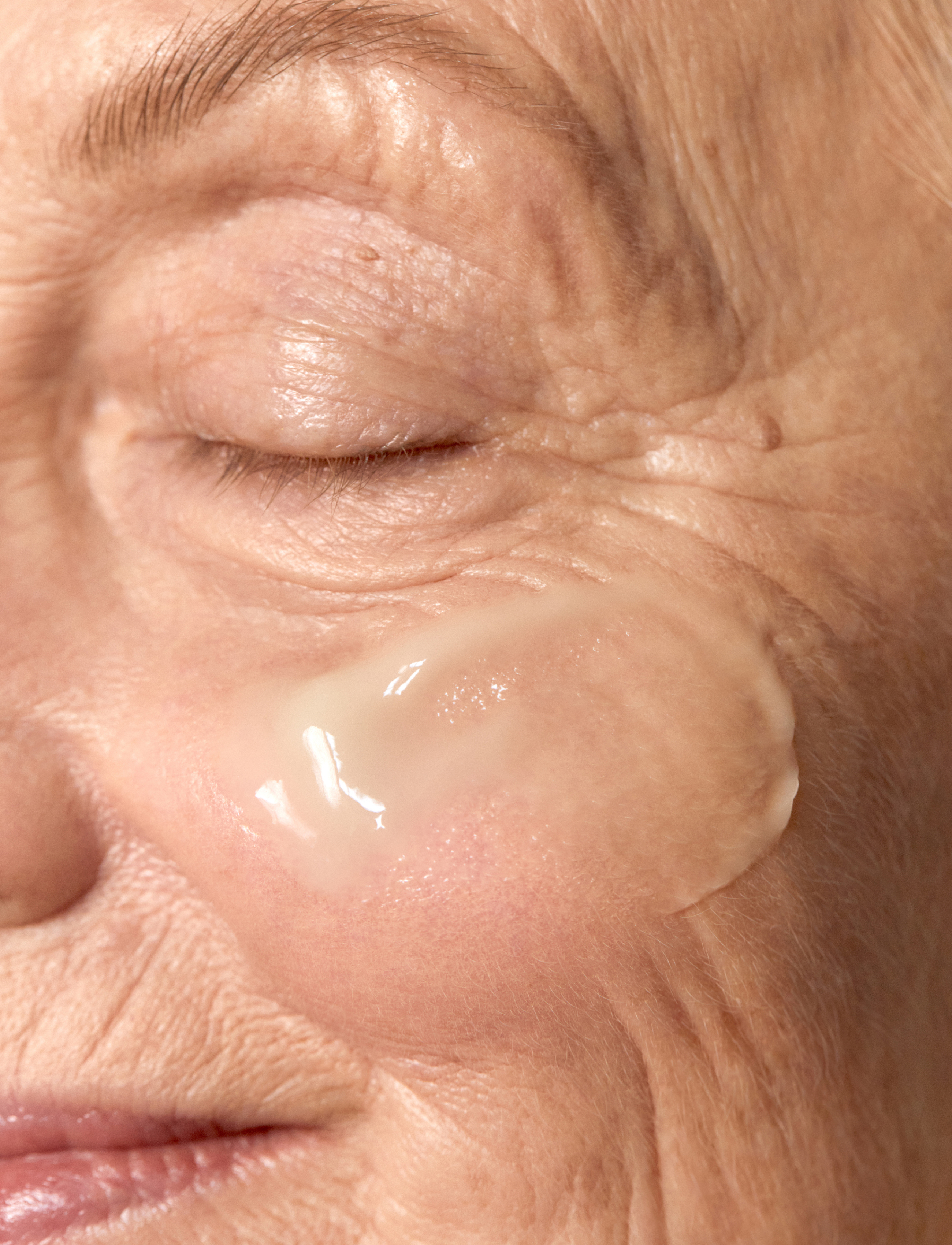 MÁDARA - AGE PRO Intense Wrinkle Serum - serum - clear - 3