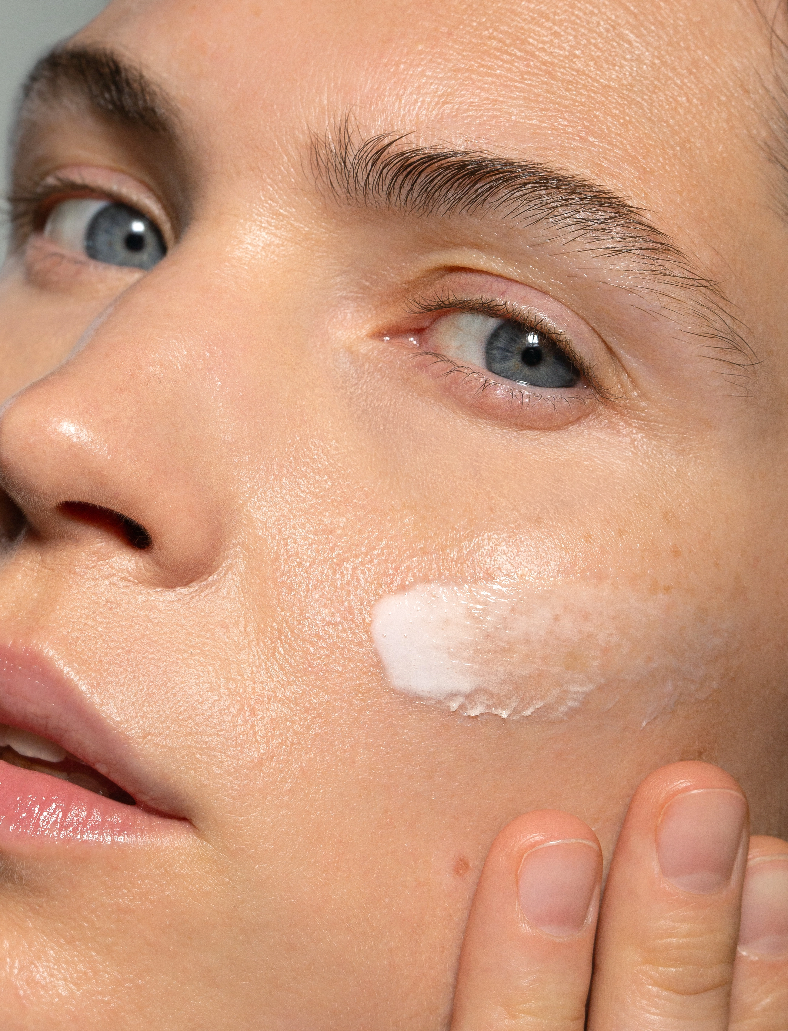 MÁDARA - RETINOL ALTERNATIVE Plant-Powered Day Cream - päevakreemid - clear - 3
