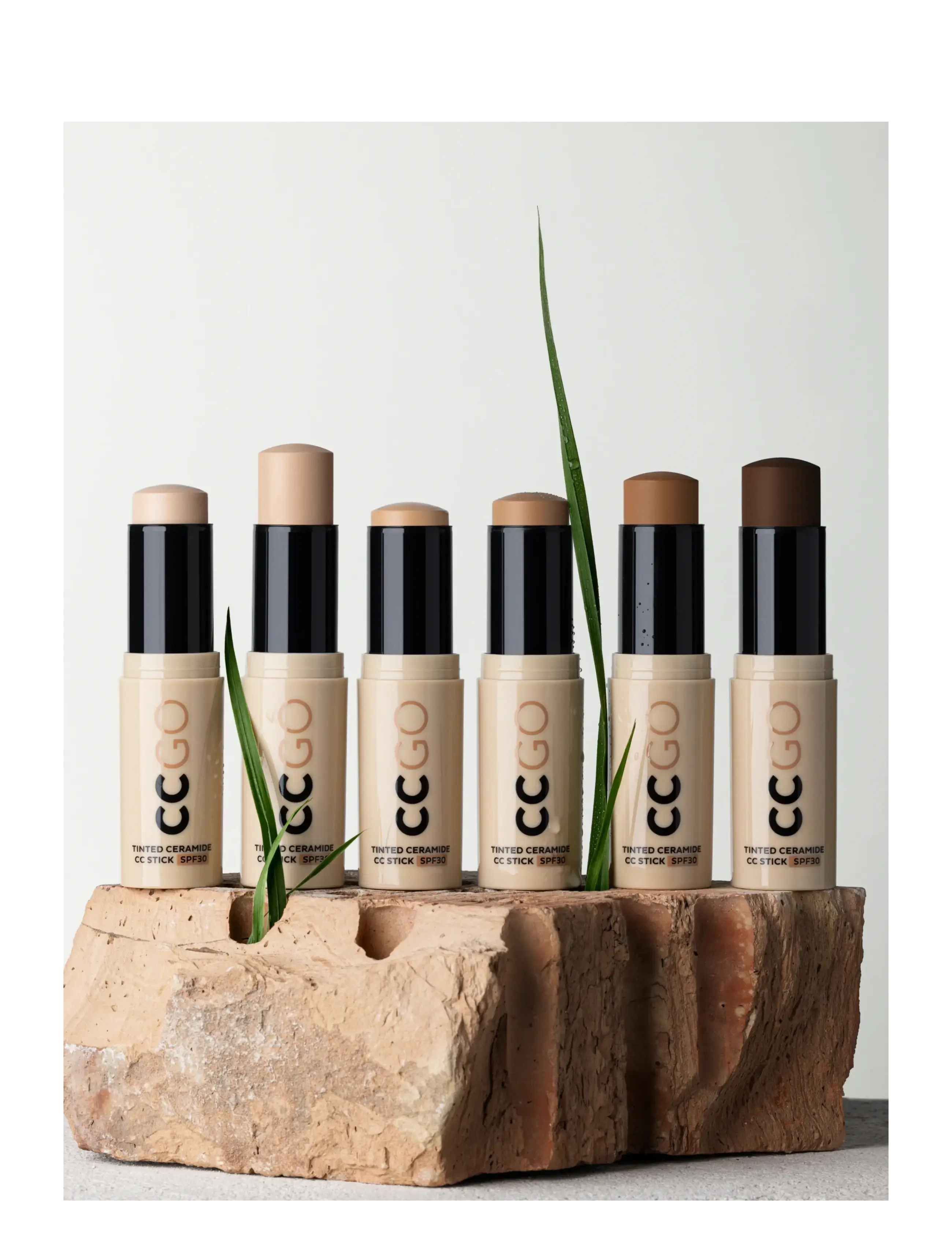 MÁDARA - CC GO Tinted Ceramide CC Stick SPF30 - smink - #20 ivory - 5