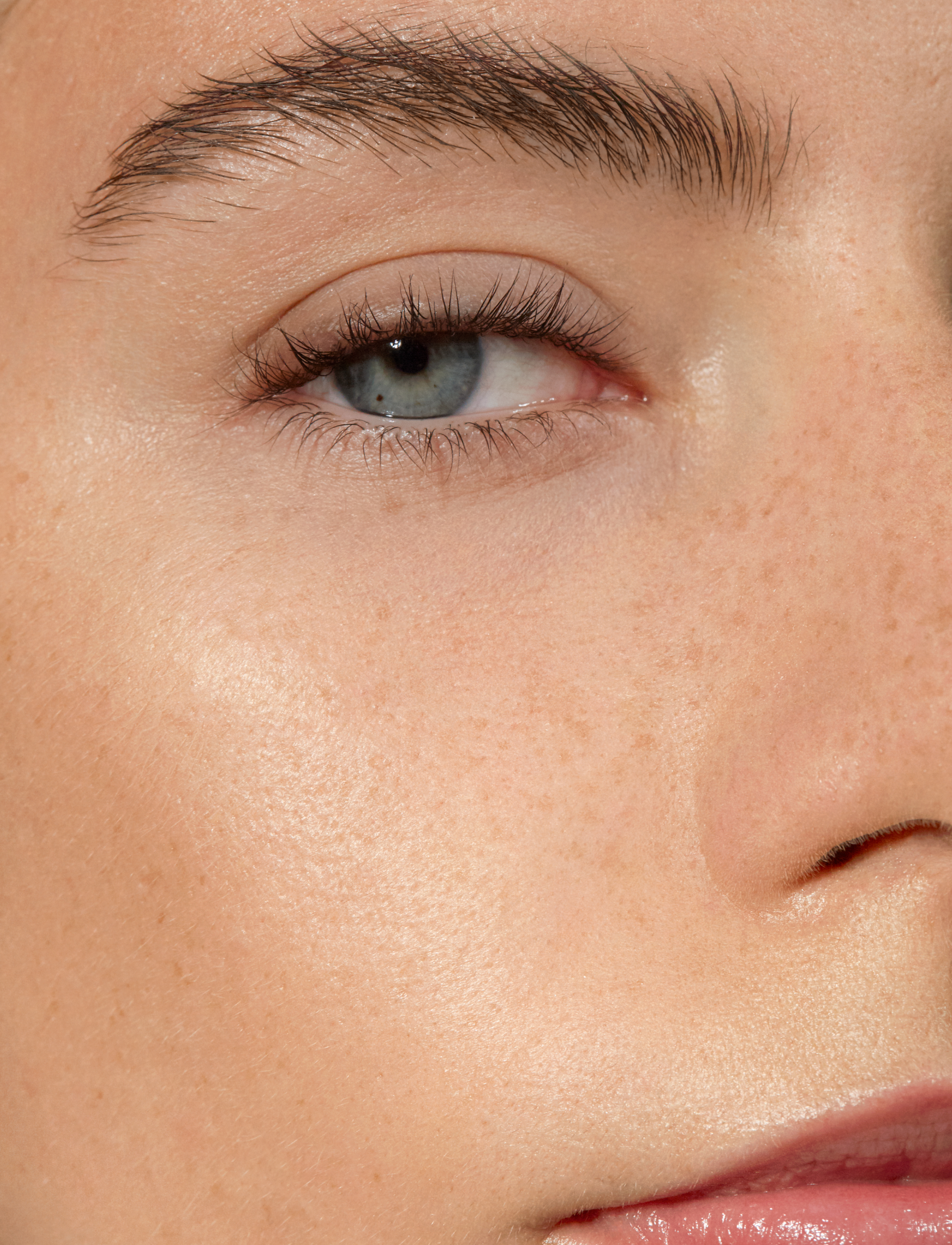 MÁDARA - H2O Tint Hyaluron Tinted Serum - seerumid - #3 sun flower - 3