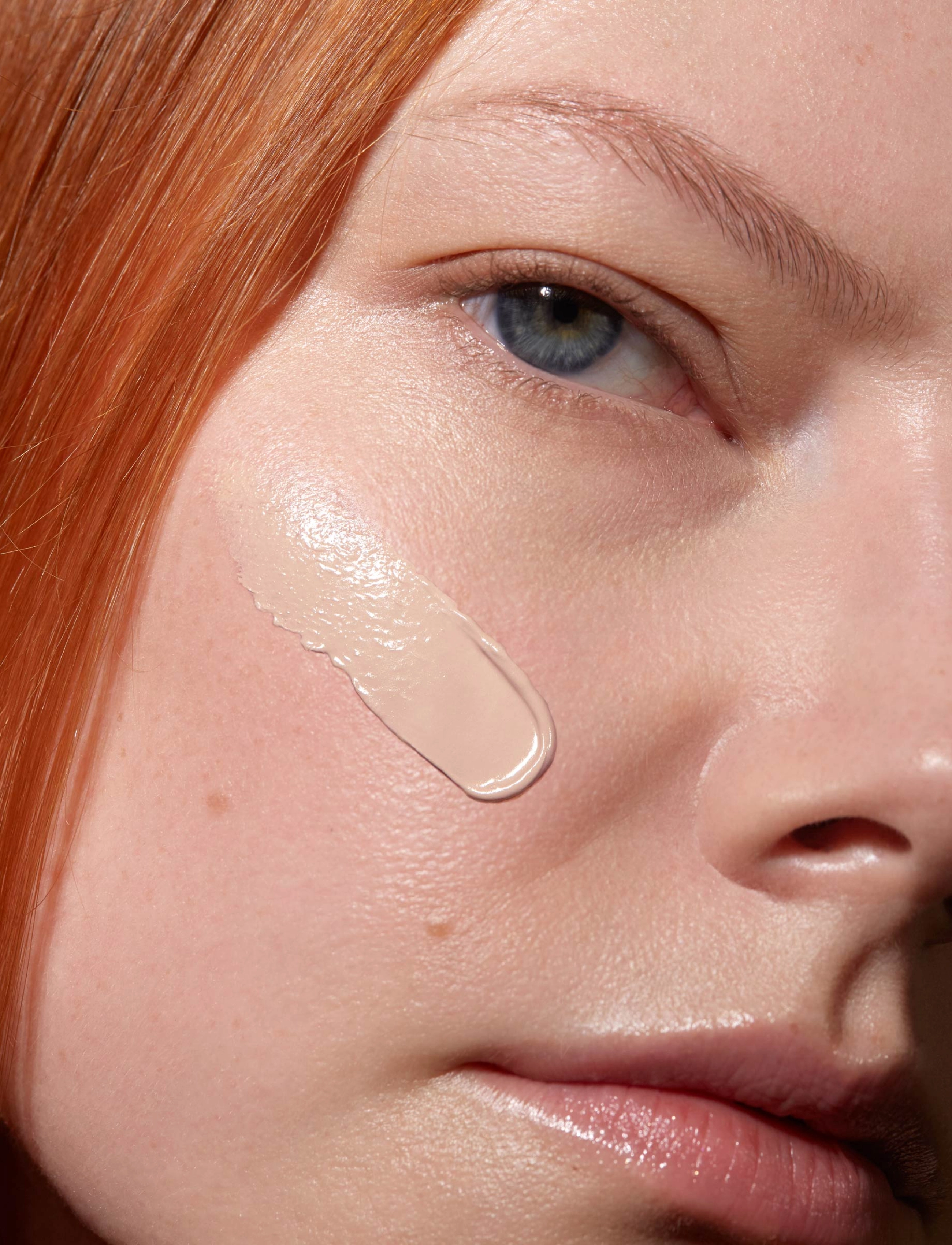 MÁDARA - SKINONYM Semi-Matte Peptide Foundation - smink - #30 rose ivory - 3