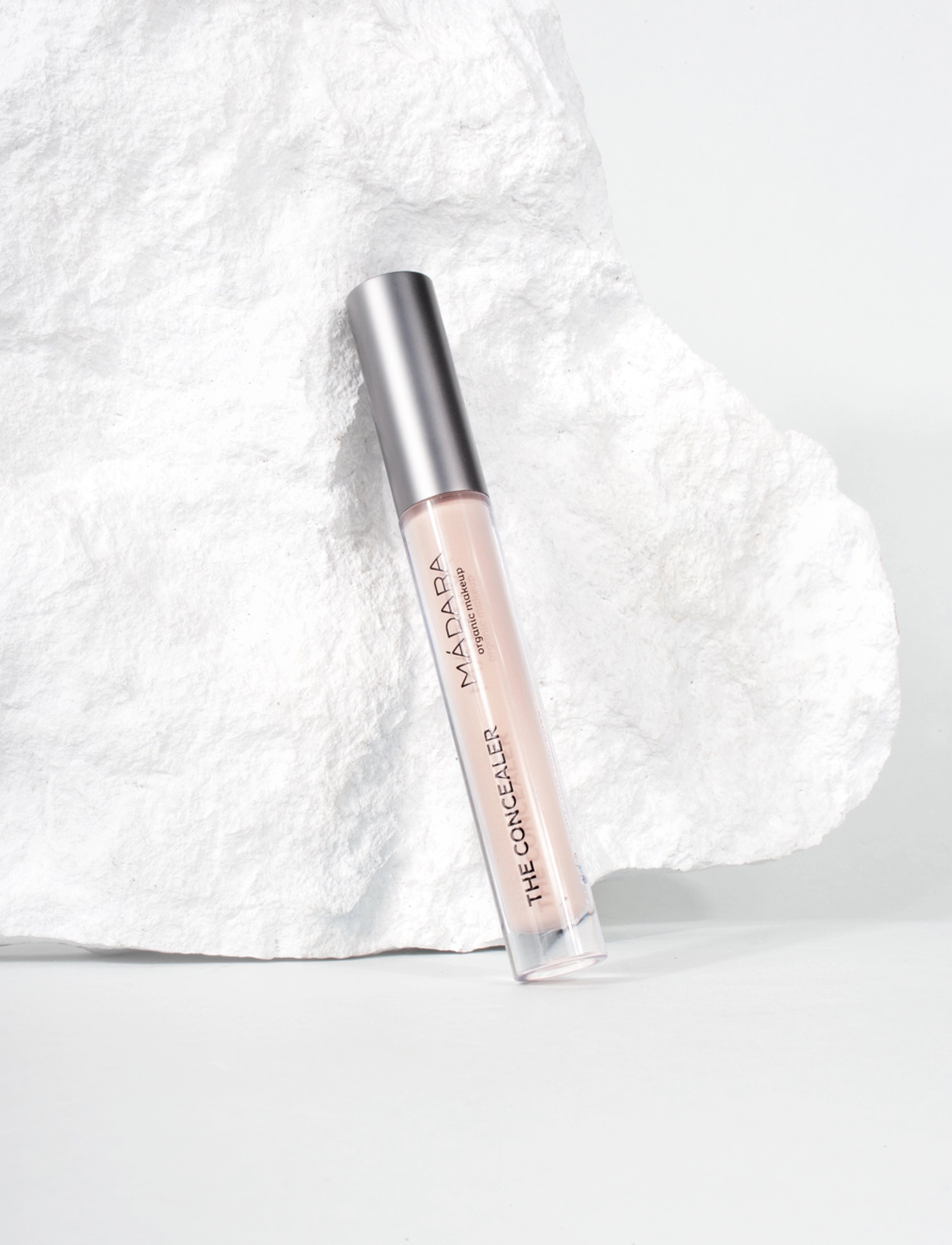 MÁDARA - THE CONCEALER - smink - #25 latte - 4