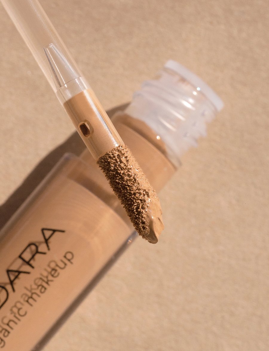 MÁDARA - THE CONCEALER - makeup - #40 golden hour - 4