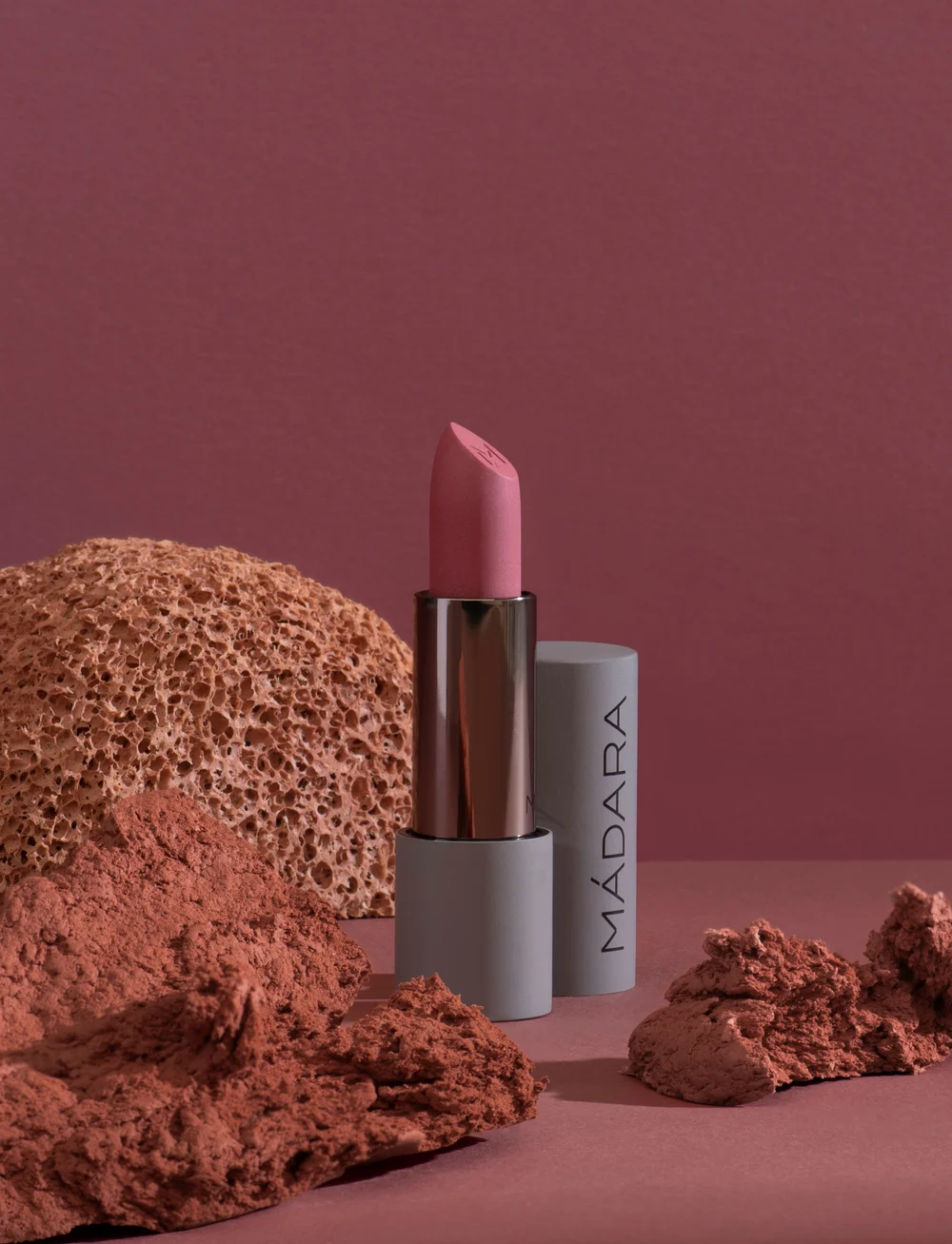 MÁDARA - VELVET WEAR Matte Cream Lipstick - redo för date night - #31 cool nude - 4