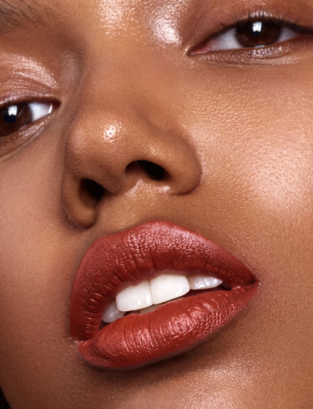 MÁDARA - VELVET WEAR Matte Cream Lipstick - redo för date night - #33 magma - 3