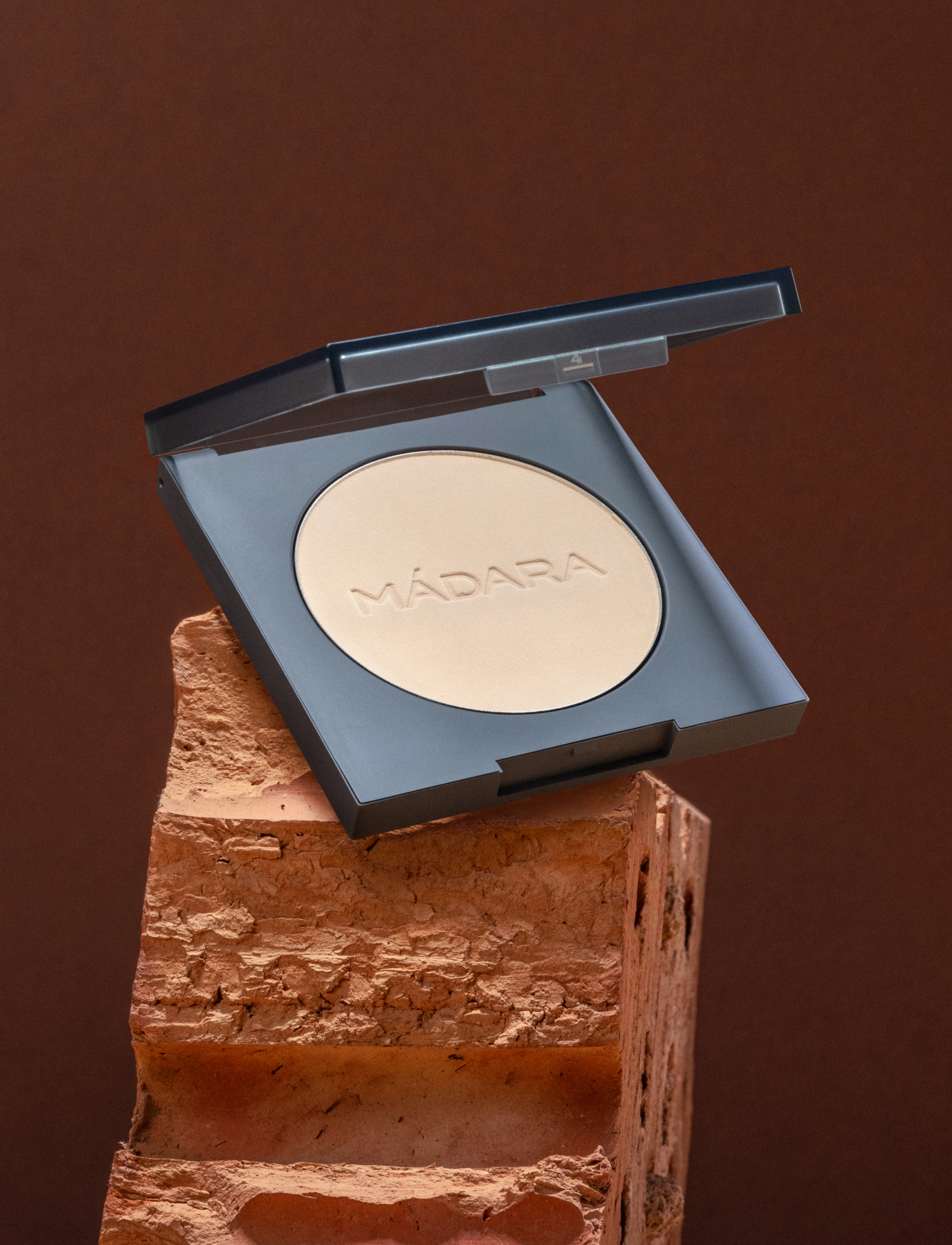 MÁDARA - AIR EQUAL Soft Silk Mineral Powder - makeup - #1 fair - 4