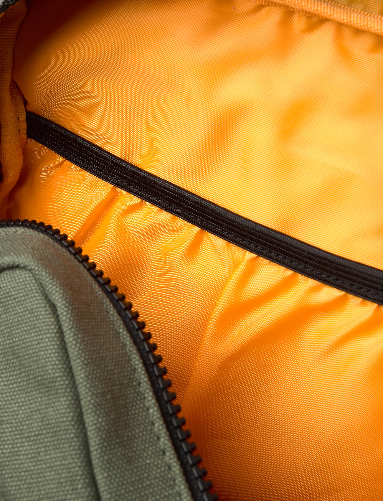 Mads Nørgaard - Bel Can Cappa - army - 4